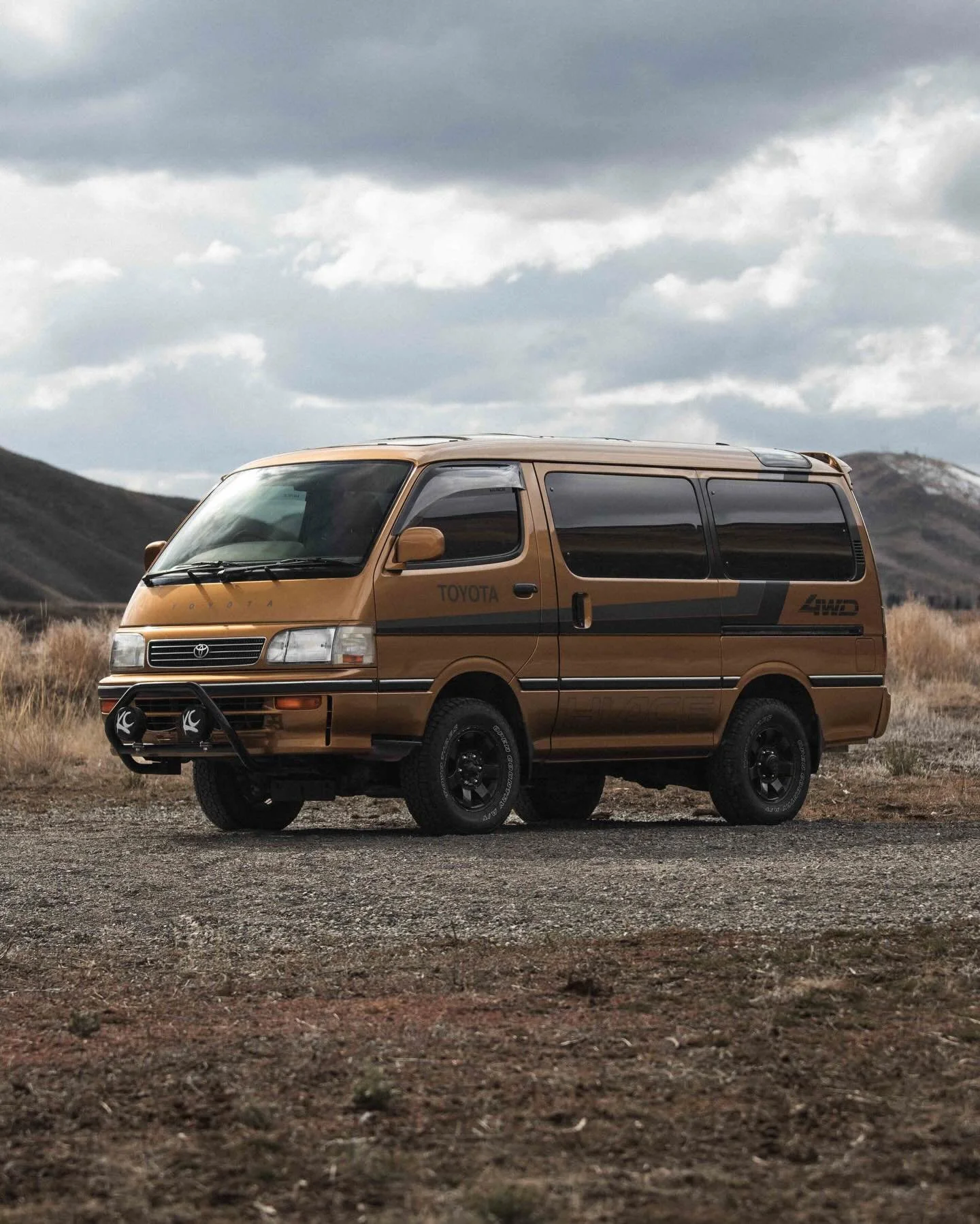 CONSIGNMENT HIGHLIGHT &amp; PRICE DROP - Dorado 🐠

Dorado the Toyota Hiace comes spec&rsquo;d to the gills with a custom paint job, HiAce Sotheast front light bar, HiYota rear 2&rdquo; hitch receiver, ceramic window film and a Nomadic Economy Tune! 