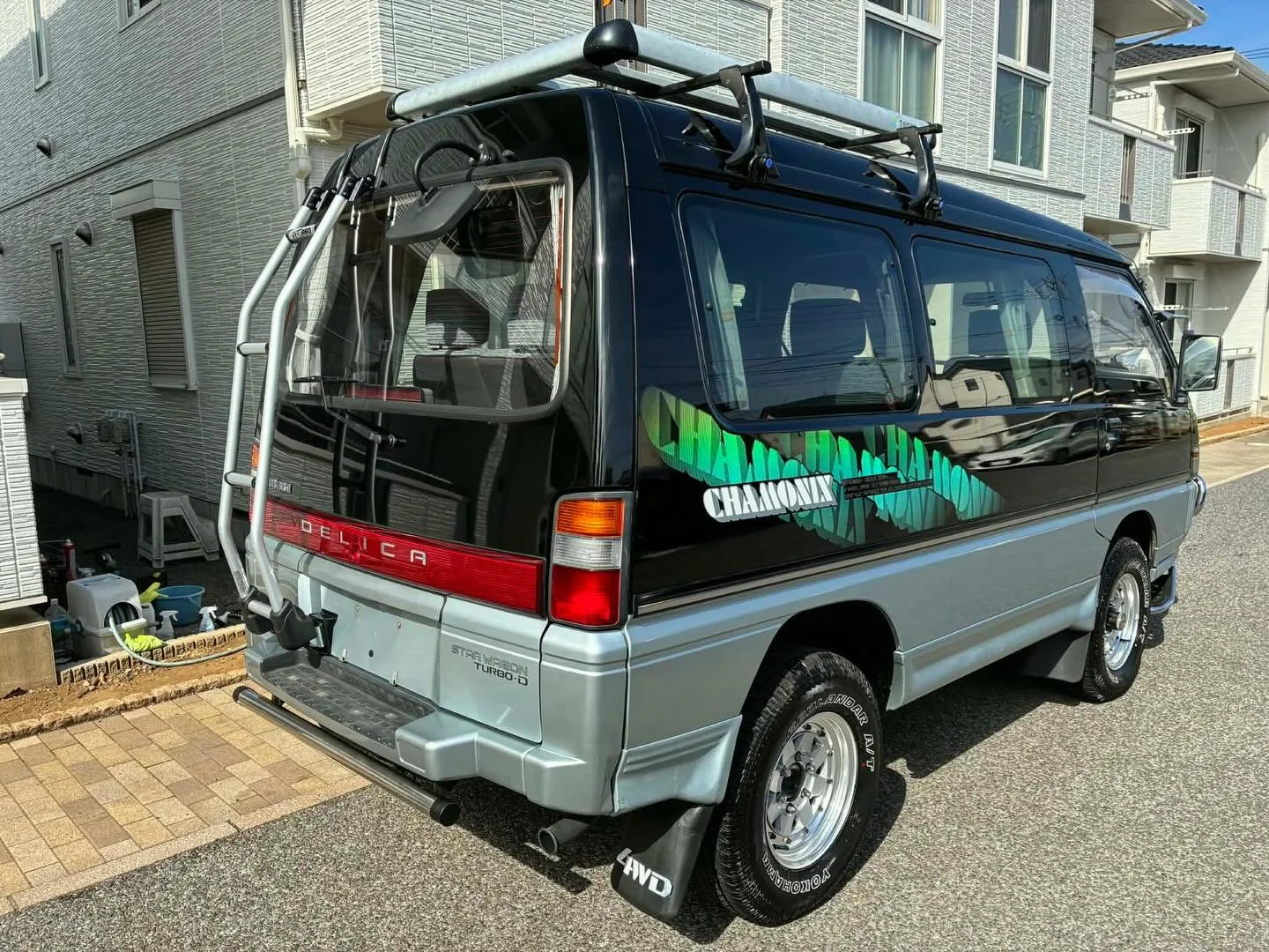 🚨 INCOMING - VESPER 🚨

Vesper the ULTRA LOW KM (55,744km) #chamonix edition L300 is inbound this week! This absolute gem comes stanced on true two-piece wheels with a Stage 1 tune, Nomadic Maintenance Routine, roof rack, ladder and an exceptionally