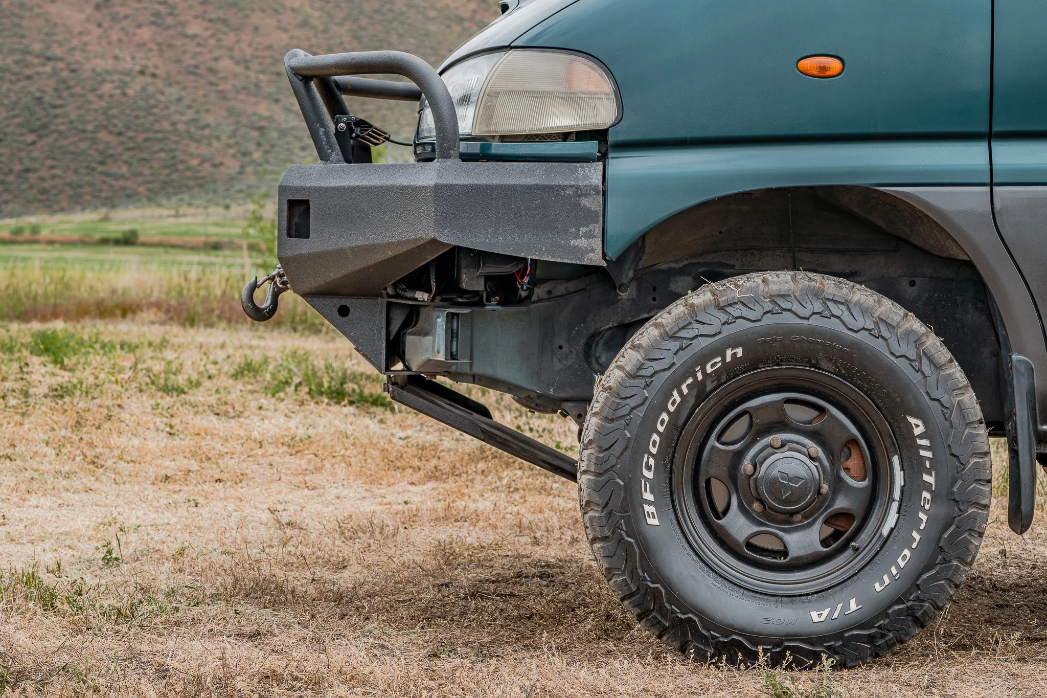 L400 Van Shoot 5_26_26-04.jpg