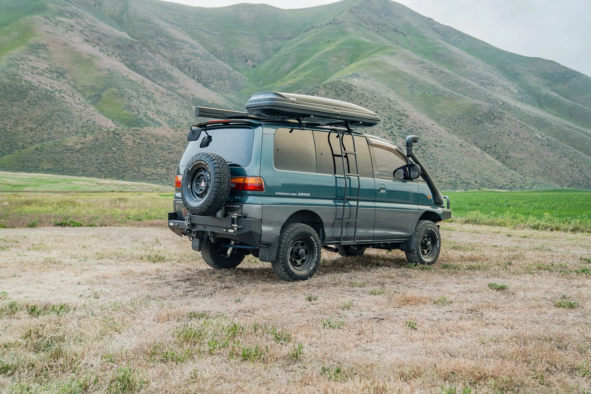 L400 Van Shoot 5_26_26-35.jpg