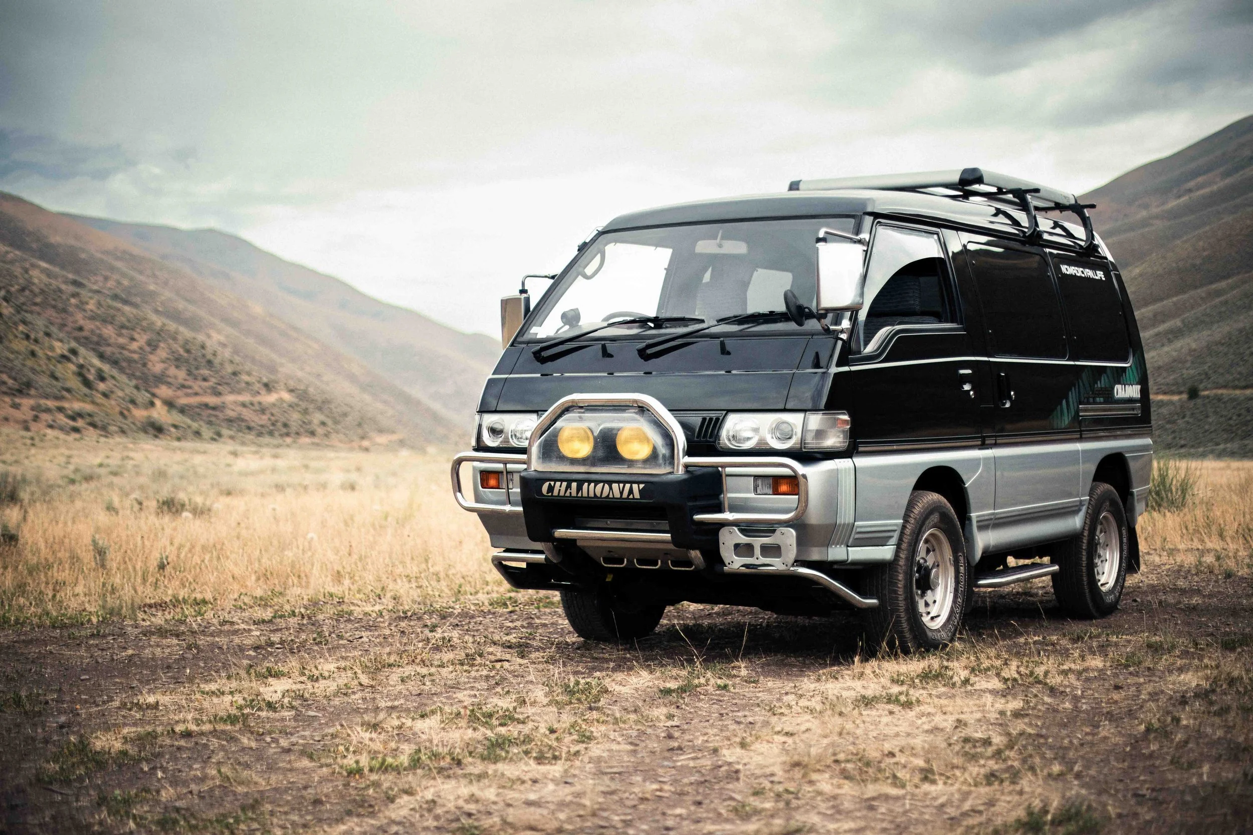 1992 Mitsubishi Delica JDM car for sale