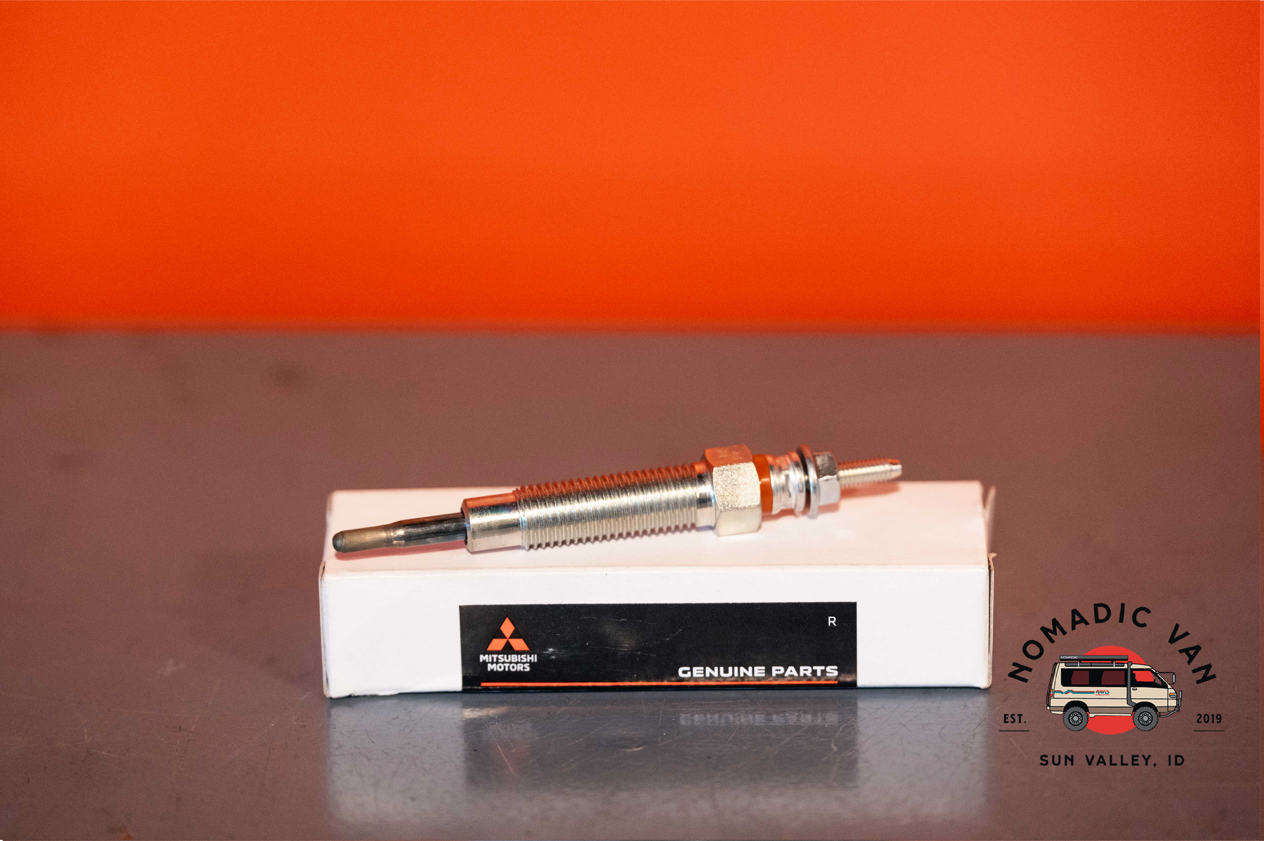 12V 4M40 Glow Plug (Mitsubishi OEM)