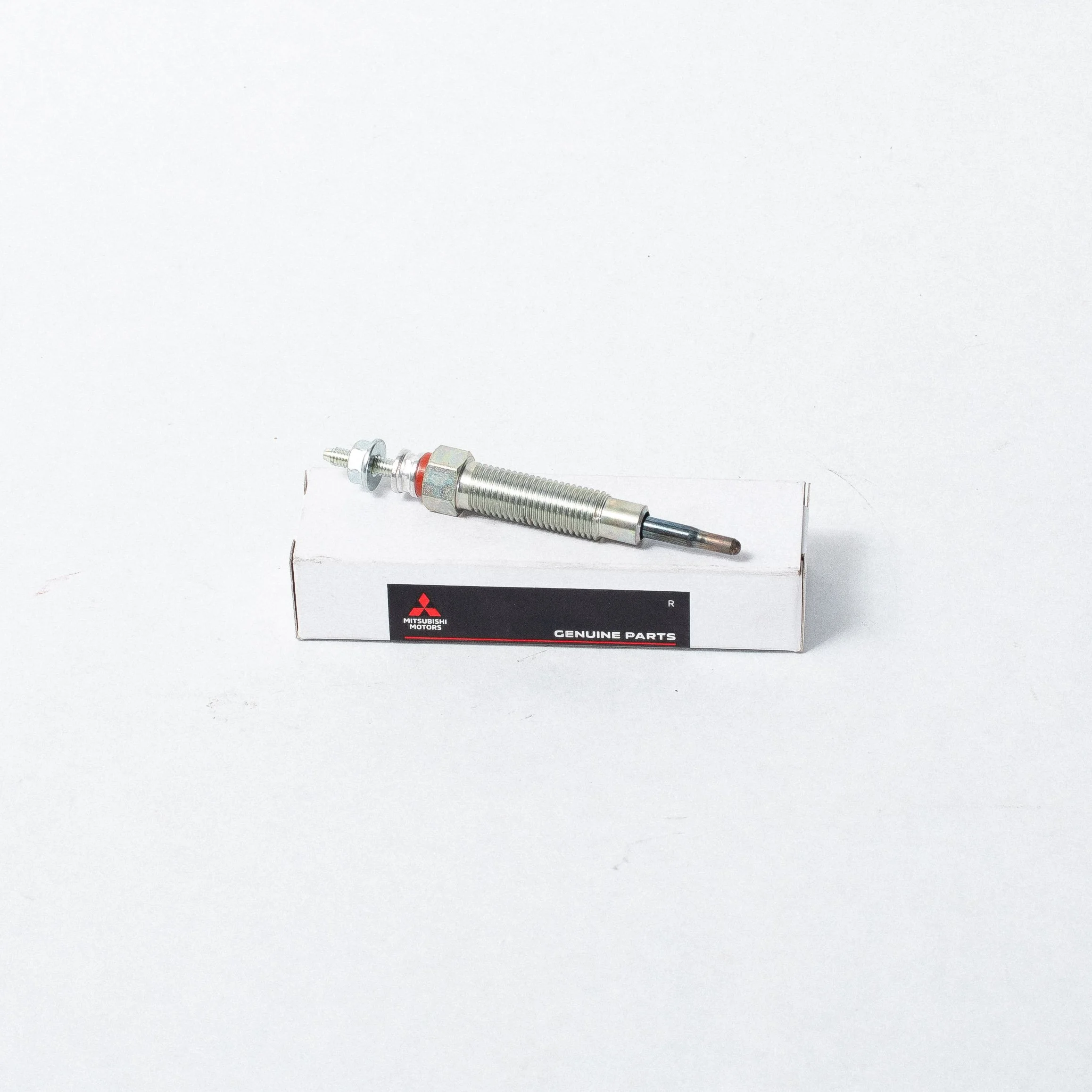 12V 4M40 Glow Plug (Mitsubishi OEM)
