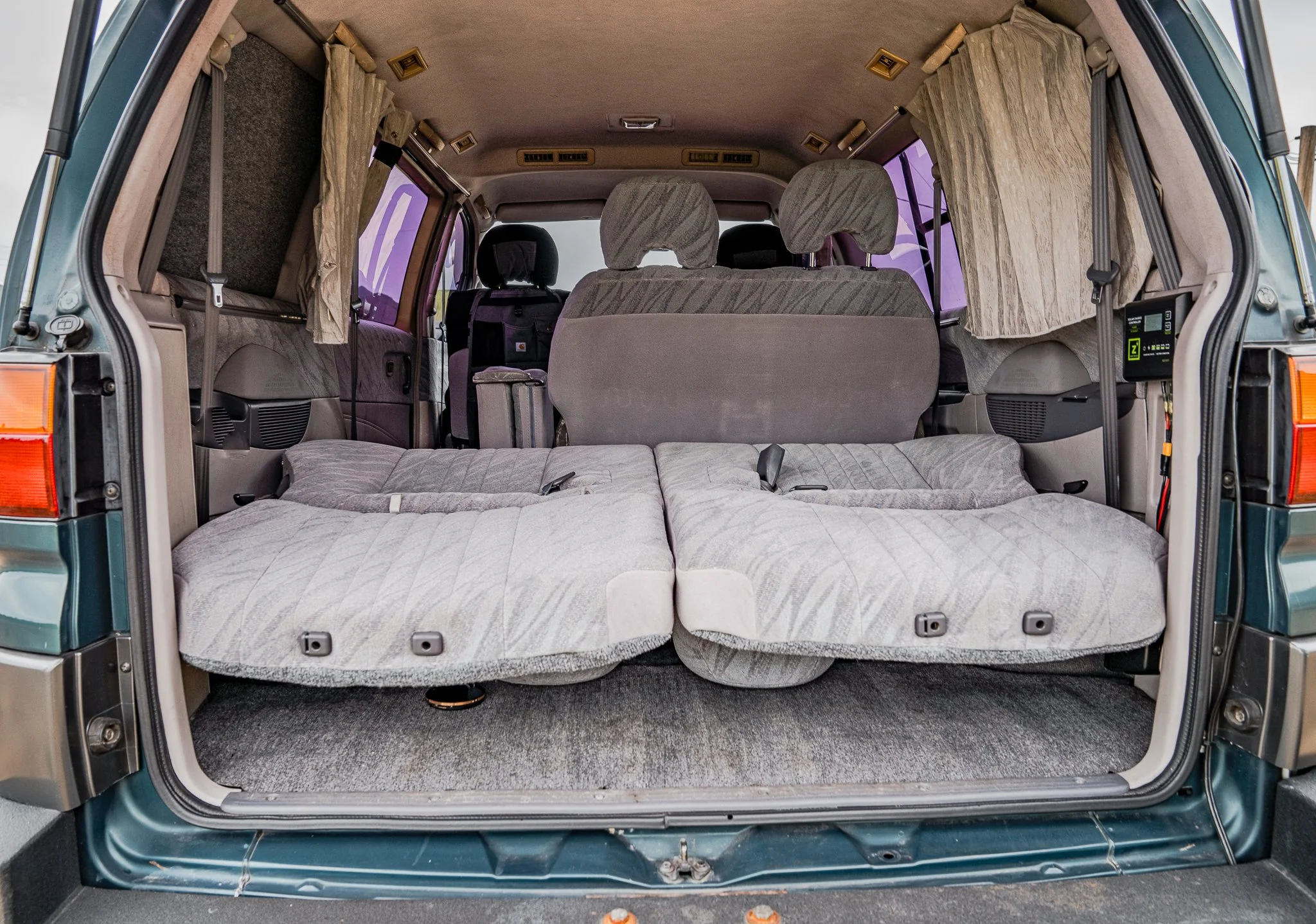 L400 Van Shoot 5_26_26-20.jpg