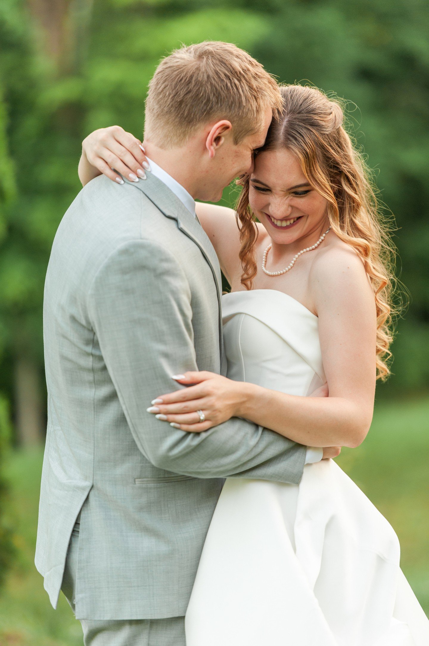 Happy Monthiversary to Jaycie &amp; Brooks!  It's not often that I get to photograph the wedding of someone I knew before she was born...the daughter of some of my dearest friends.  This entire day was so special and Christ-centered, full of lots of 