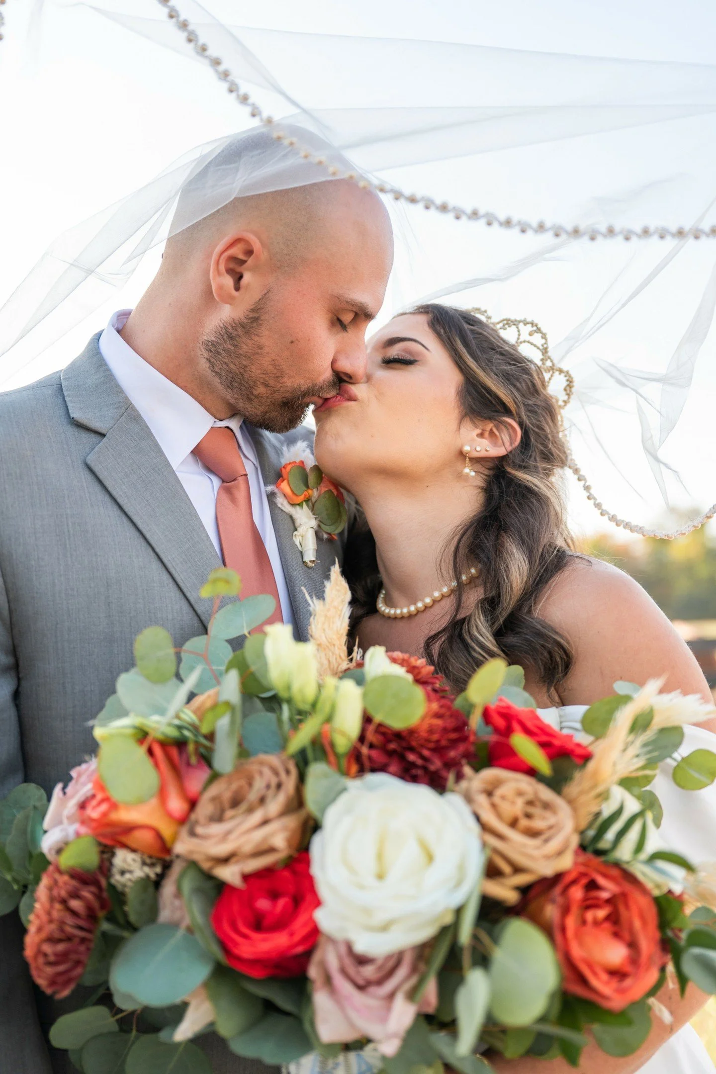 Happy Monthiversary to the beautiful Angela and Dillon! 🍂✨ The vibrant autumn hues perfectly matched the love that radiated between you two. May your journey together continue to flourish like the colors of fall! 🍁💍 
*
Venue | @events.meadowview
P