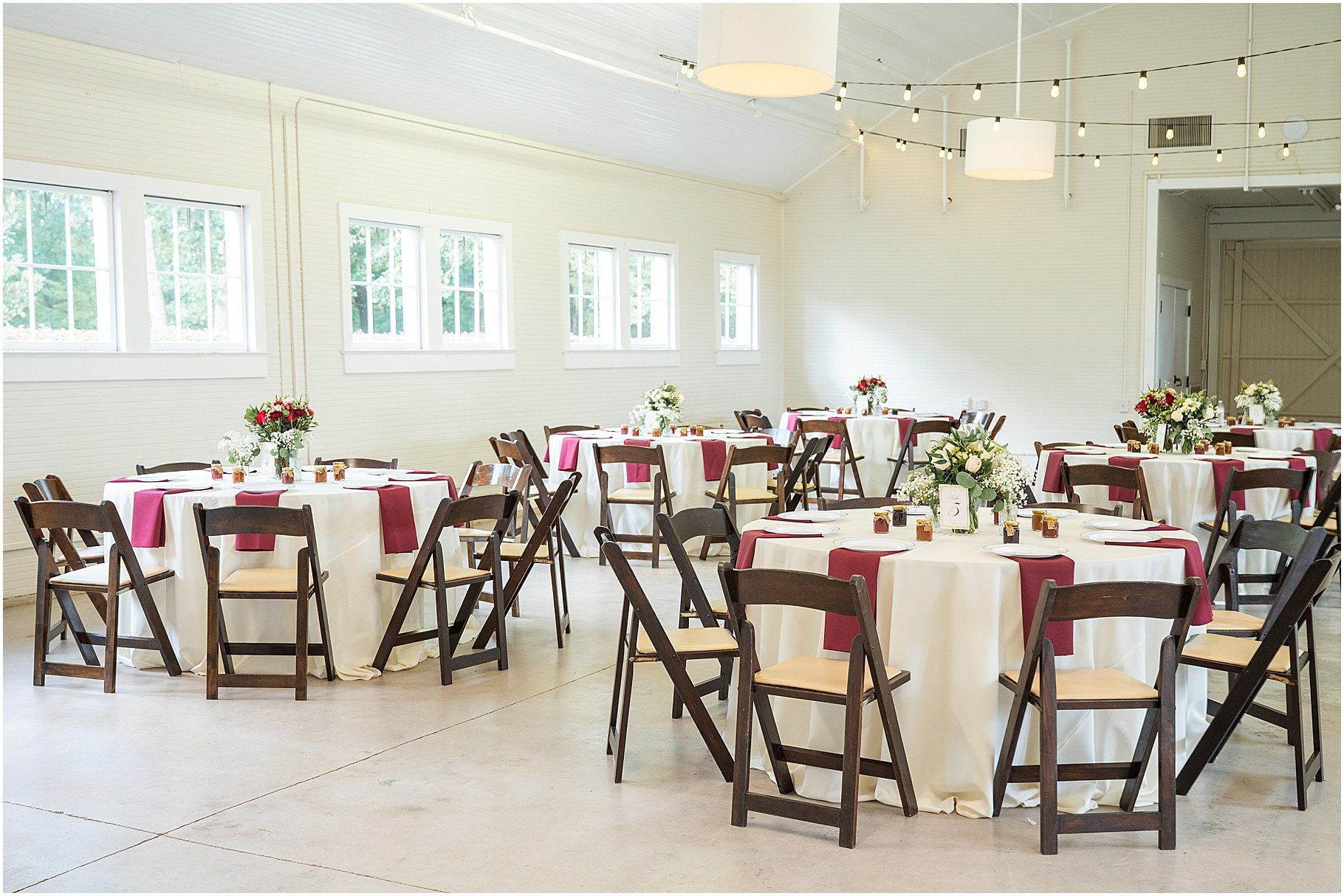 Dairy Barn at Anne Springs Close Greenway | Wedding Reception Setup