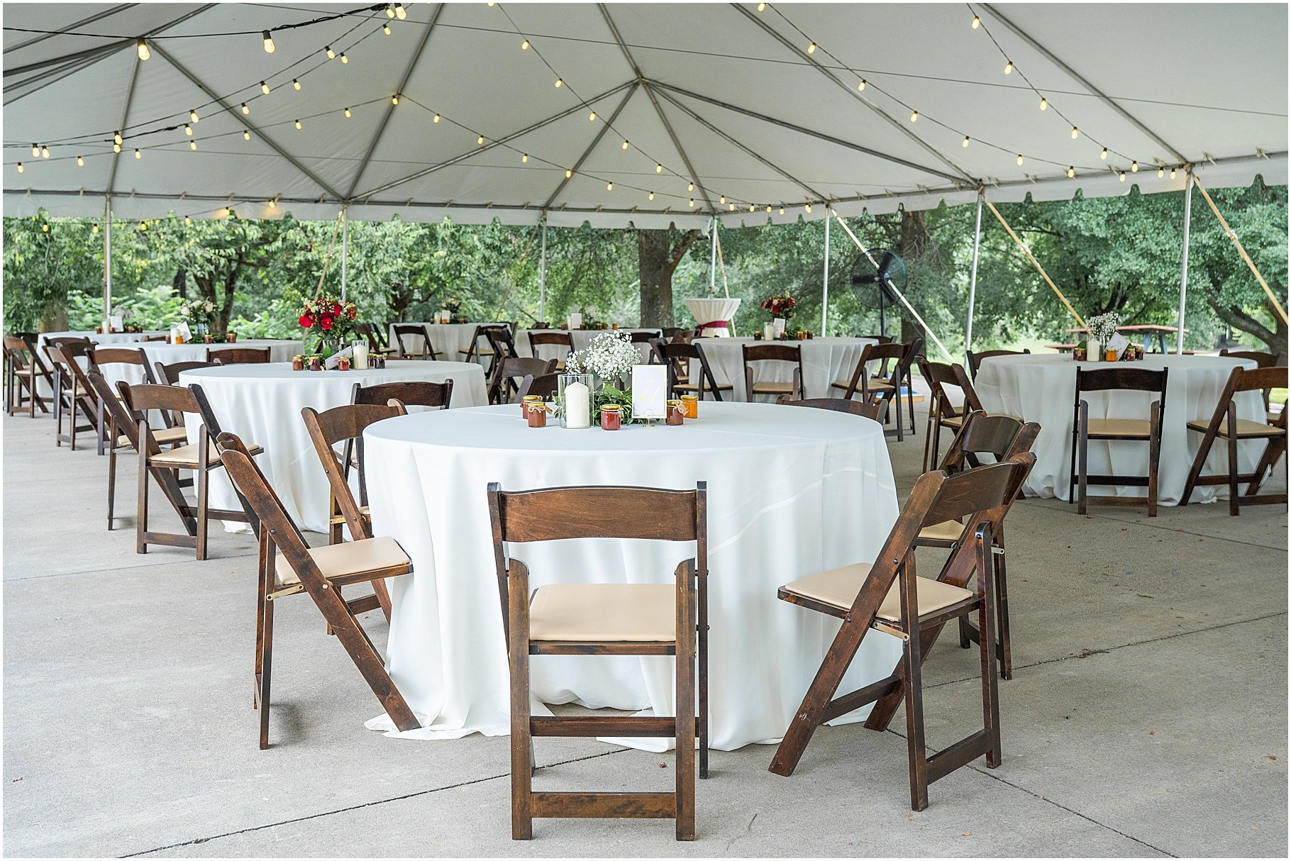 Dairy Barn at Anne Springs Close Greenway | Wedding Reception Setup