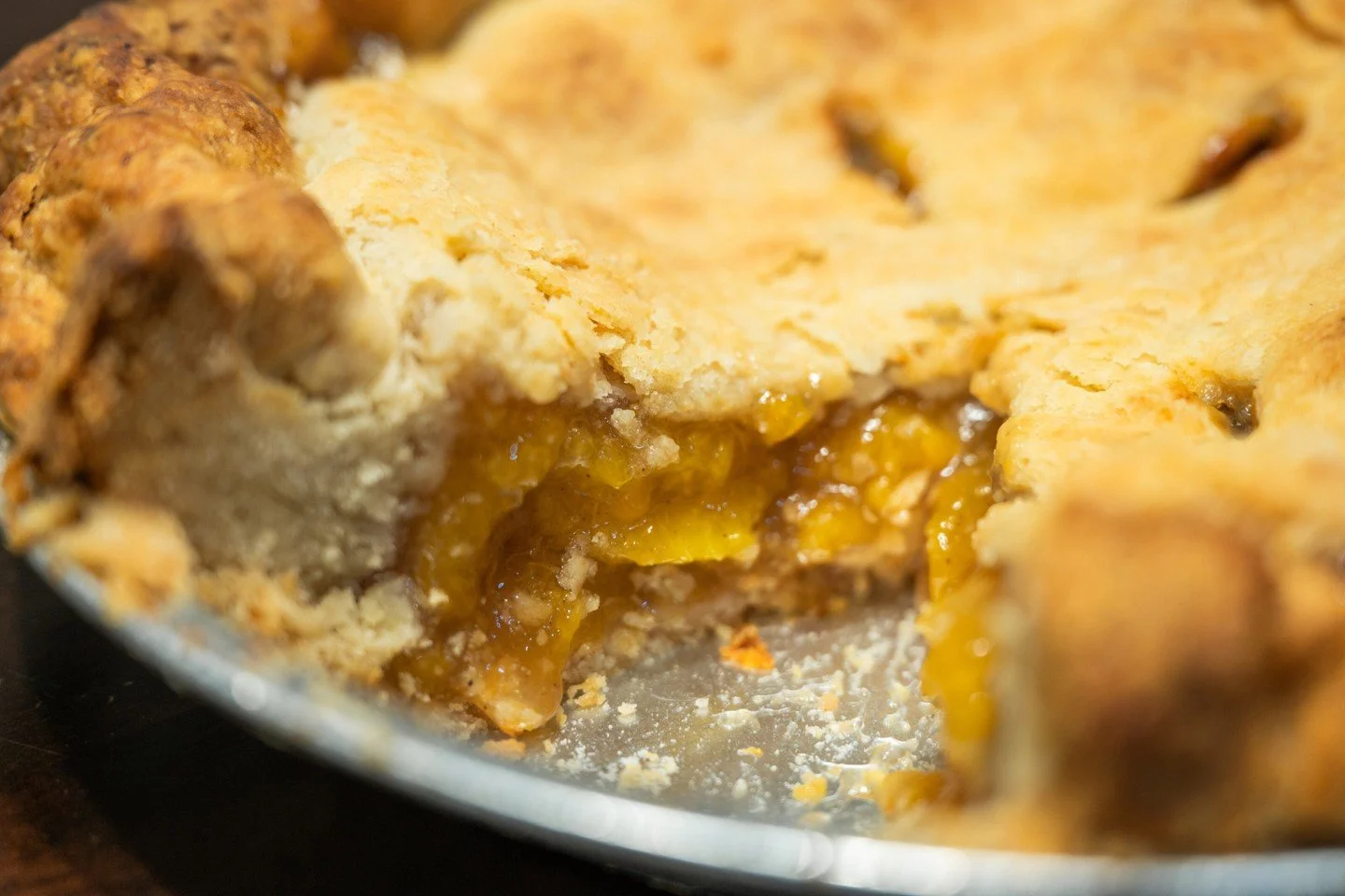 It's peach season, which means peach pies are in season...and if you live in the York County/Charlotte area, you absolutely MUST try a peach pie by my favorite pie maker, @wendyspiessc!  I got to watch her do her magic in the kitchen at a branding se