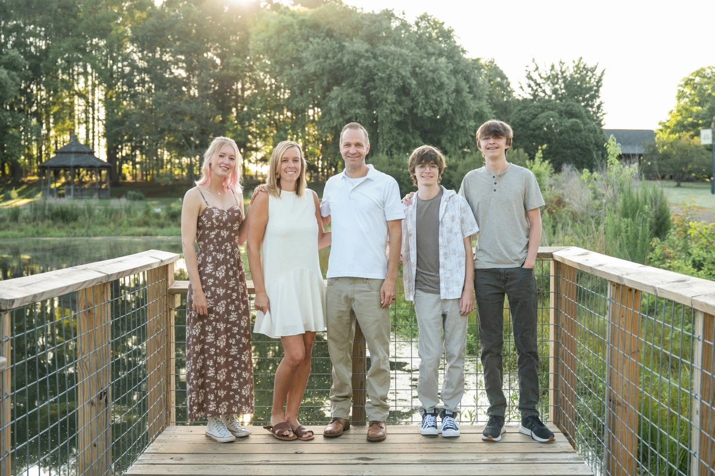 Yes, I told them to pose in an "angsty 90s grunge album cover." And they nailed it. (Be sure to swipe for that one as well as some of the other fun photos we took!)

This summer I got to do a portrait session with a family that is near and 