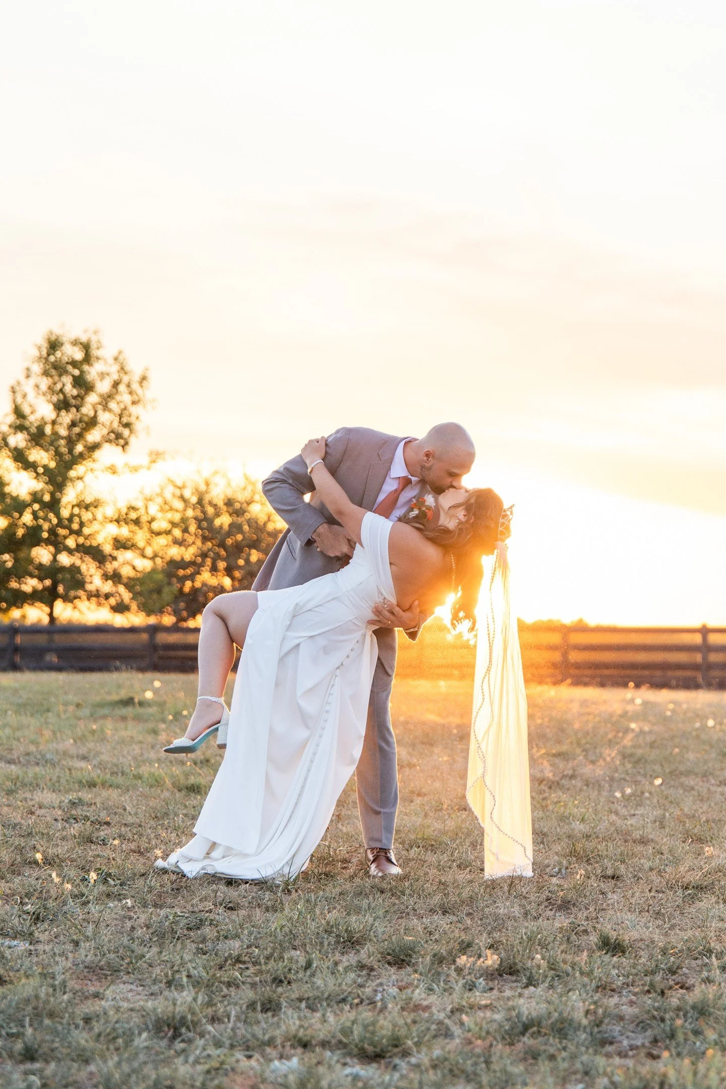 Happy Anniversary, Angela &amp; Dillon!  One year ago, forever began for Angela and Dillon. Surrounded by their friends and family and filled with giggles and joy, their wedding day was everything a beginning should be. 😍
*
Venue | @events.meadowvie