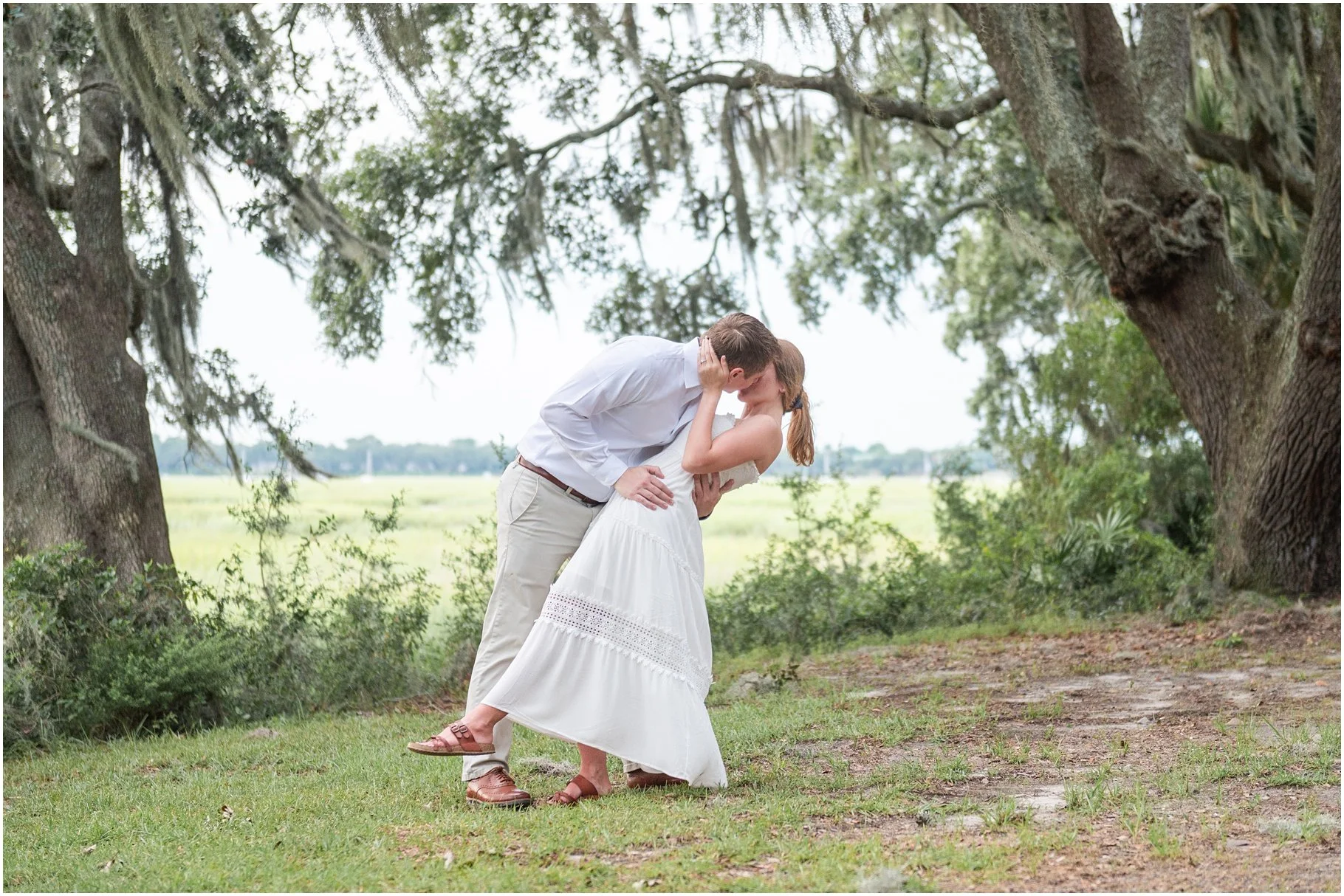 dip kiss engagement photos | beaufort sc wedding photographer