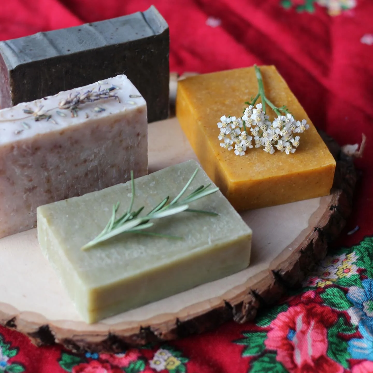 ✨Artisans Holiday Market Spotlight✨

The magic keeps building! Today we&rsquo;re featuring makers who honor nature&rsquo;s intelligence through craft, fiber, and herbal care:

&bull; Sasha Botanica &mdash; Herbal and plant-dyed creations that nourish