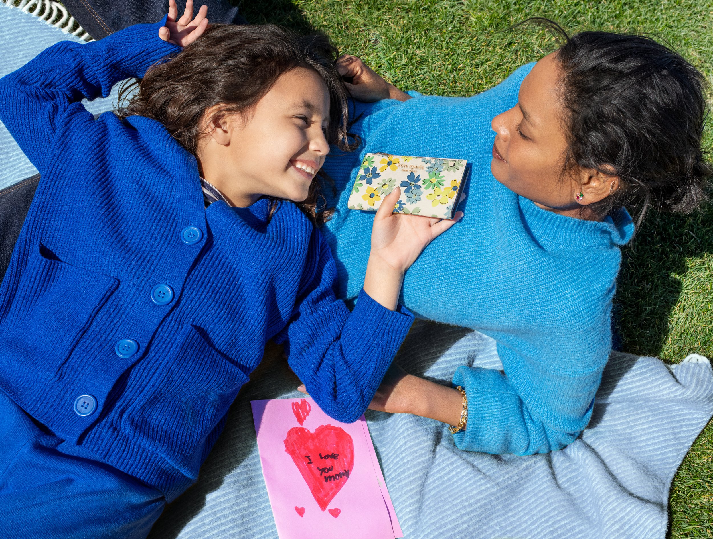 22-01 2233-02D CBZ_KSP FLORAL PRINT WALLET.JPG