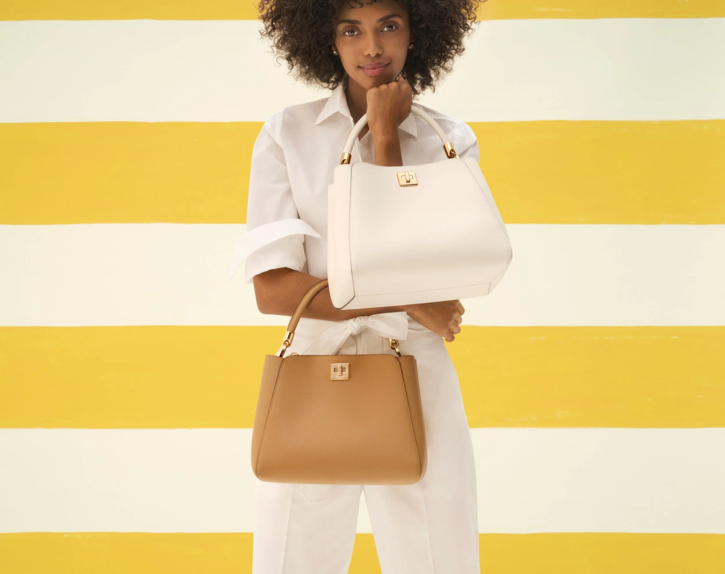 24-01 2750-13C COO_JOC_KSP APRIL PHOEBE TOP HANDLE.JPG