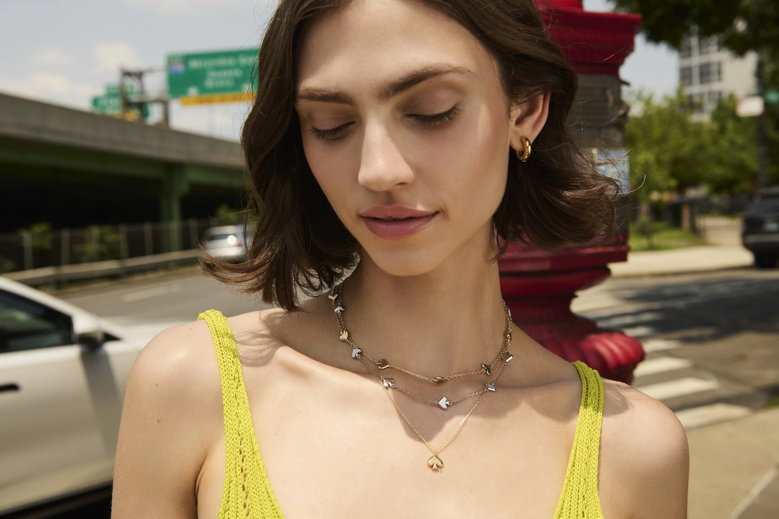 KS_FA25_OL_NECKLACE_LAYERING_003_FNL.jpg