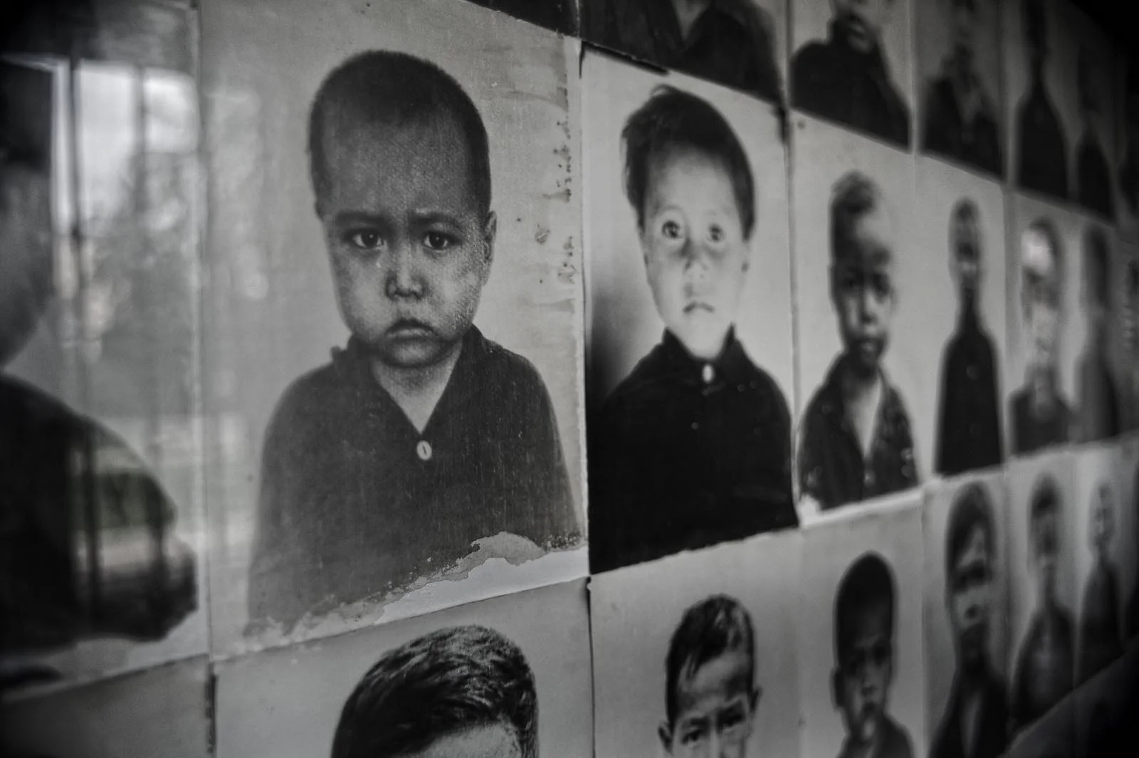 Tuol_Sleng_Genocide_Museum_Cambodia_019.jpg