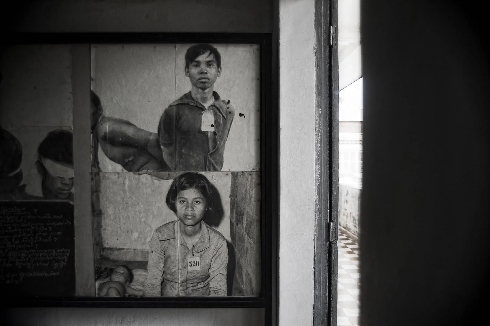 Tuol_Sleng_Genocide_Museum_Cambodia_020.jpg