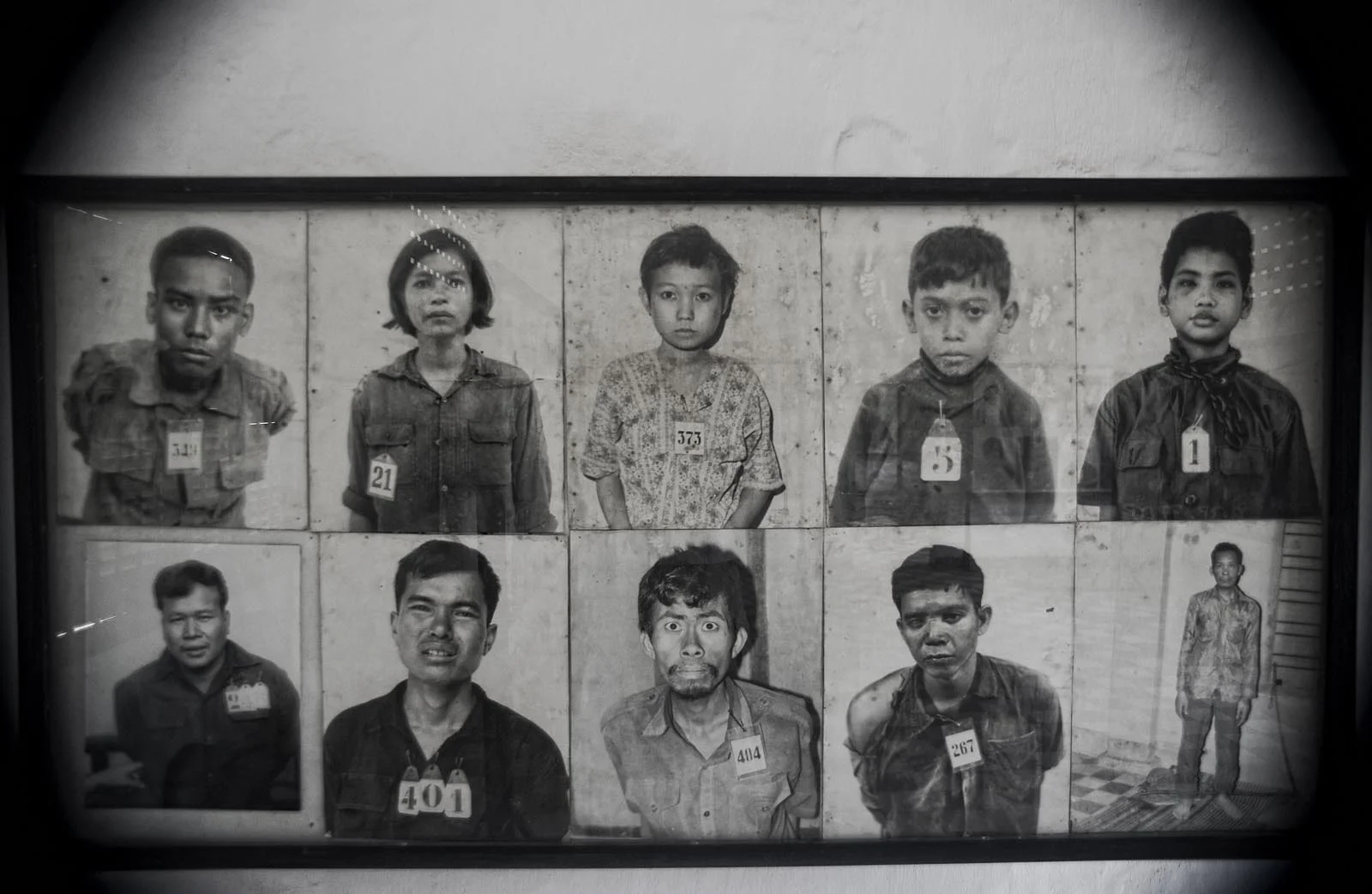 Tuol_Sleng_Genocide_Museum_Cambodia_023.jpg