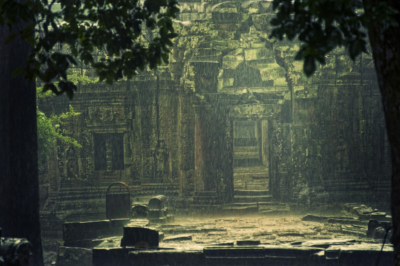 Temples_Angkor_Cambodia_004.jpg