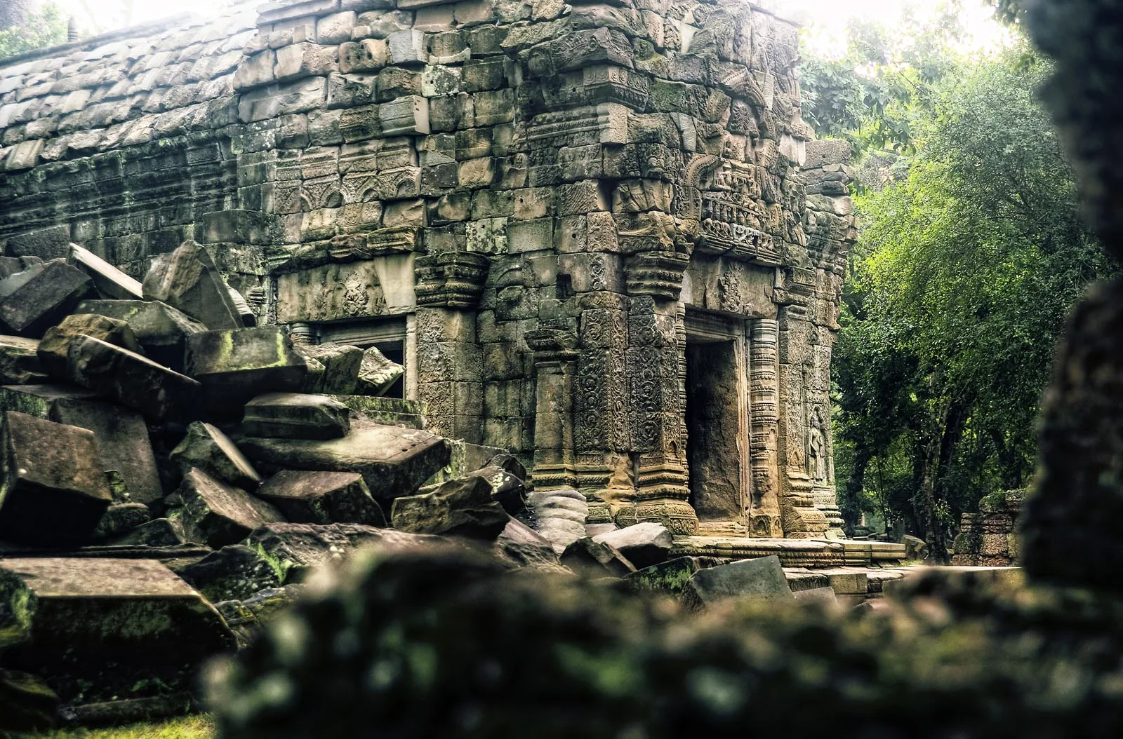 Temples_Angkor_Cambodia_007.jpg