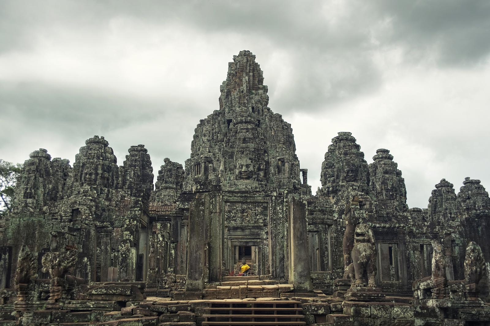 Temples_Angkor_Cambodia_016.jpg