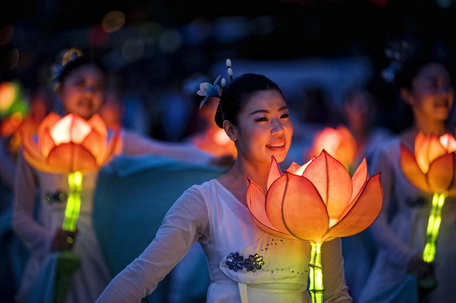 Lotus_Lantern_Festival_Seoul_South_Korea_004.jpg