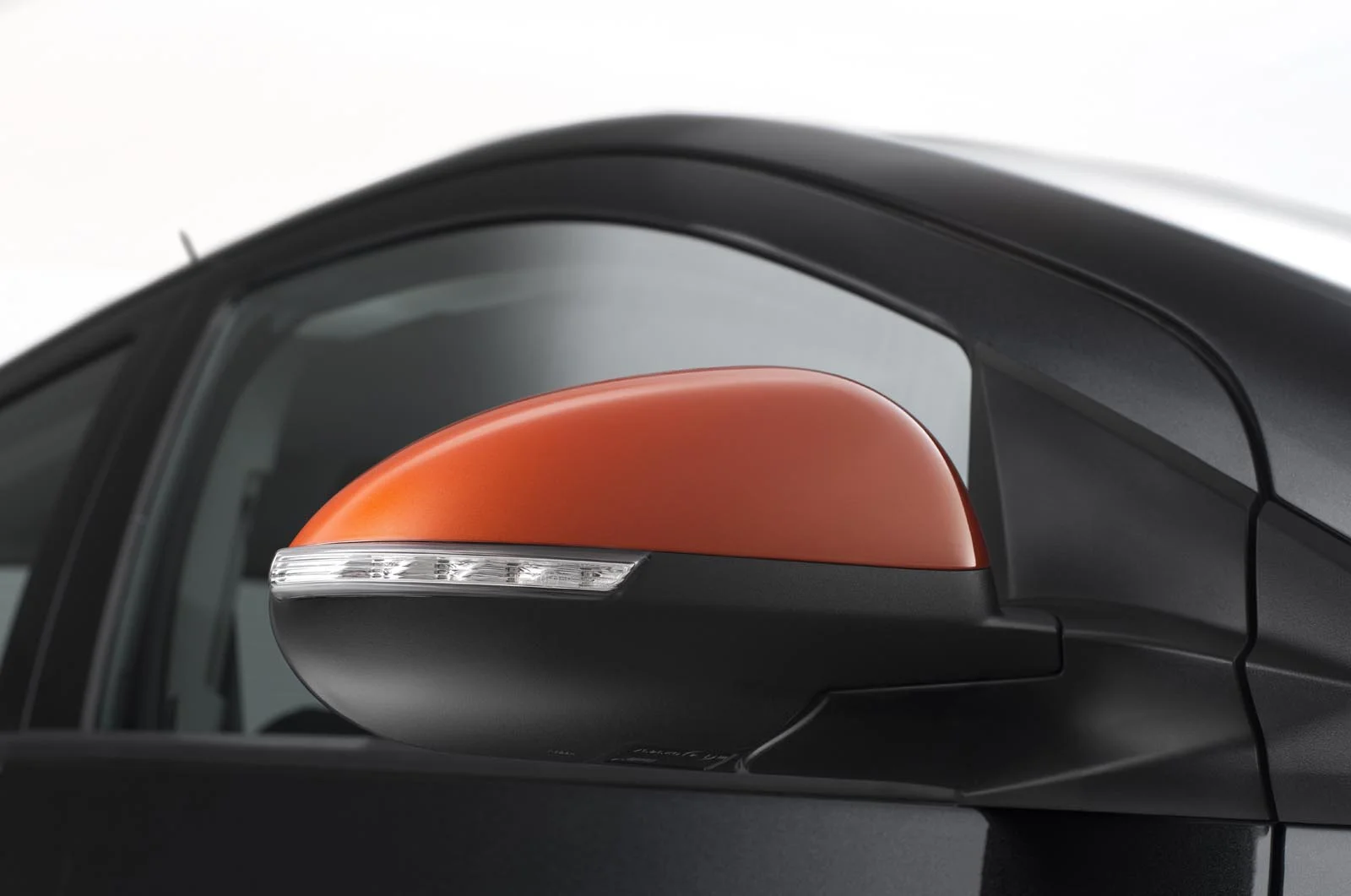 Chevrolet_Sonic_Spark_Studio_Photography_005.jpg