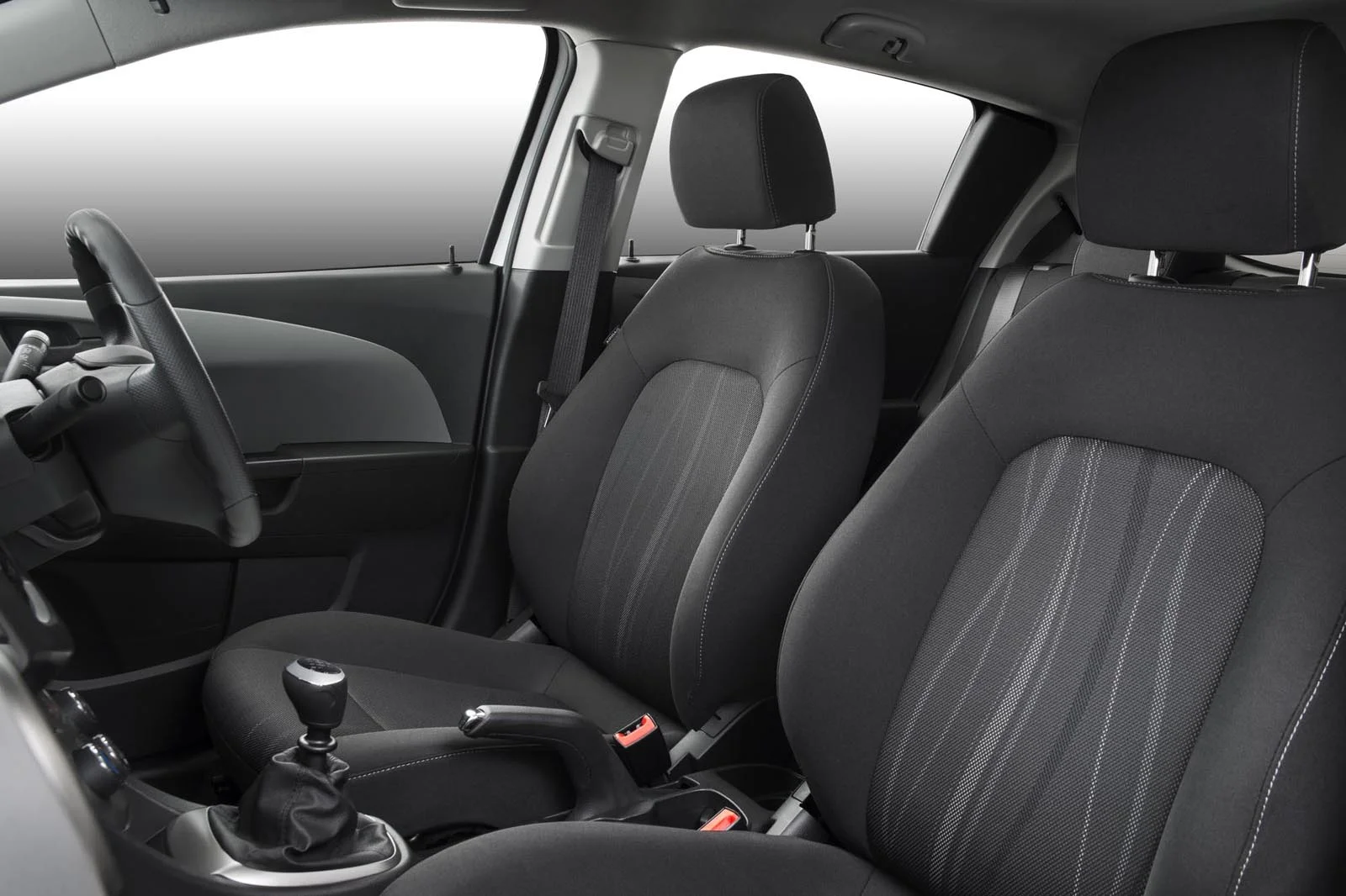Chevrolet_Sonic_Spark_Studio_Photography_010.jpg