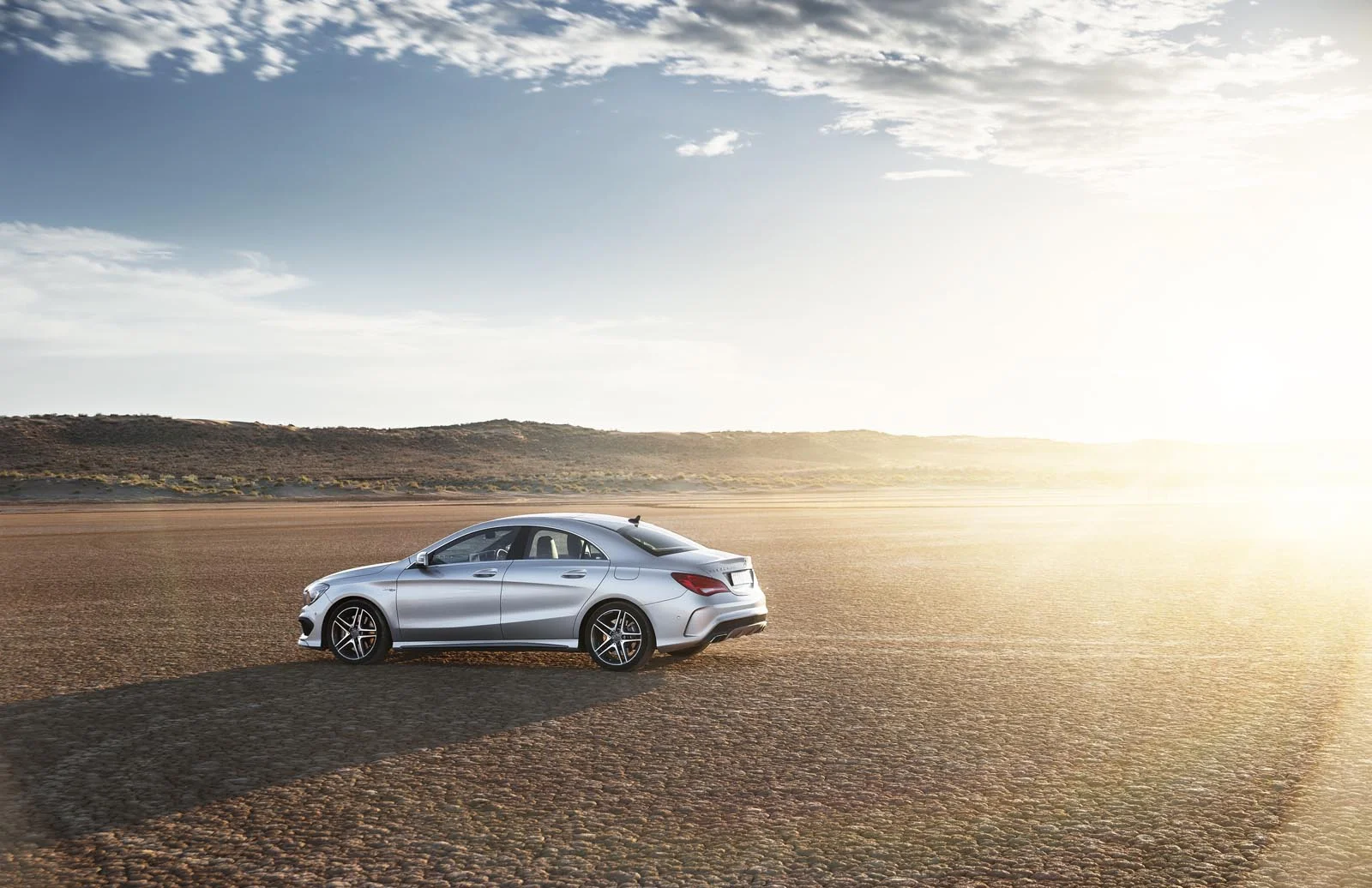Mercedes_Magazine_CLA_45_AMG_Desert_006.jpg