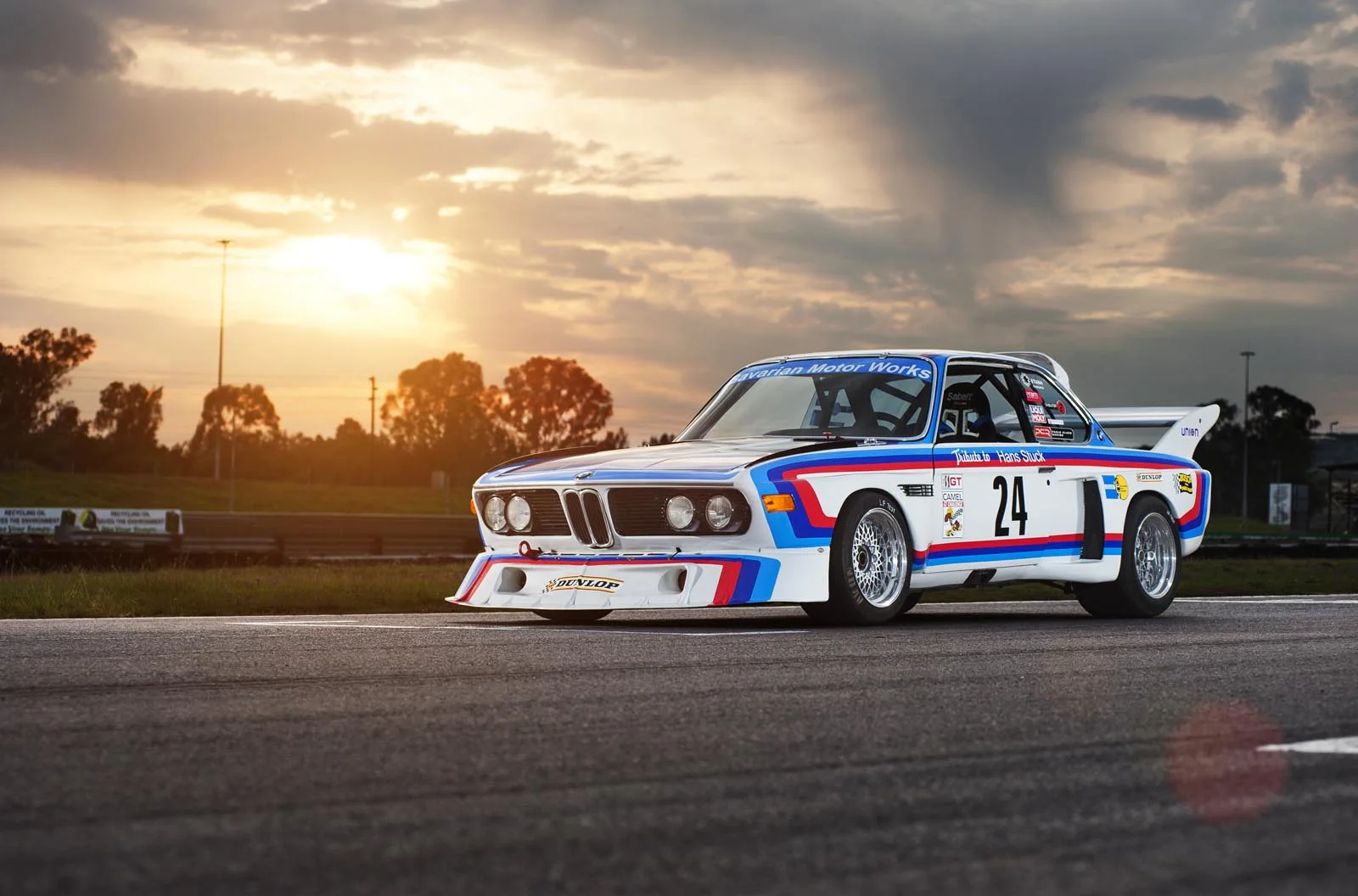TopCar_Magazine_BMW_3.0_CSL_Batmobile_002.jpg
