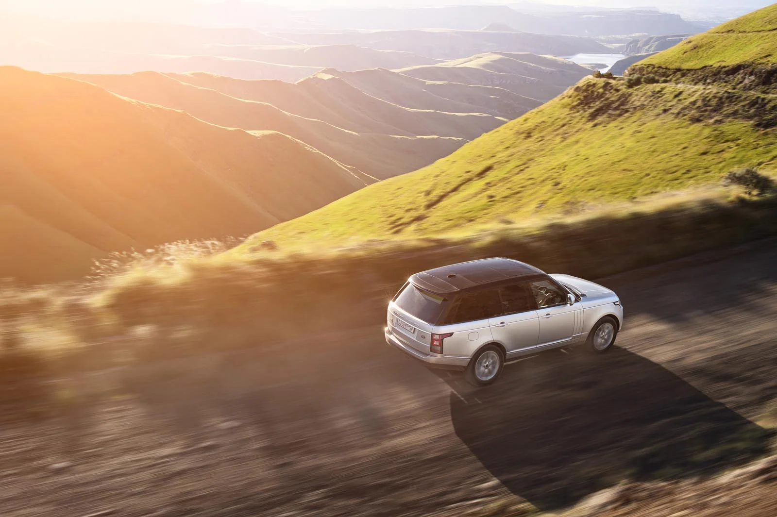 Jaguar_Land_Rover_003.jpg