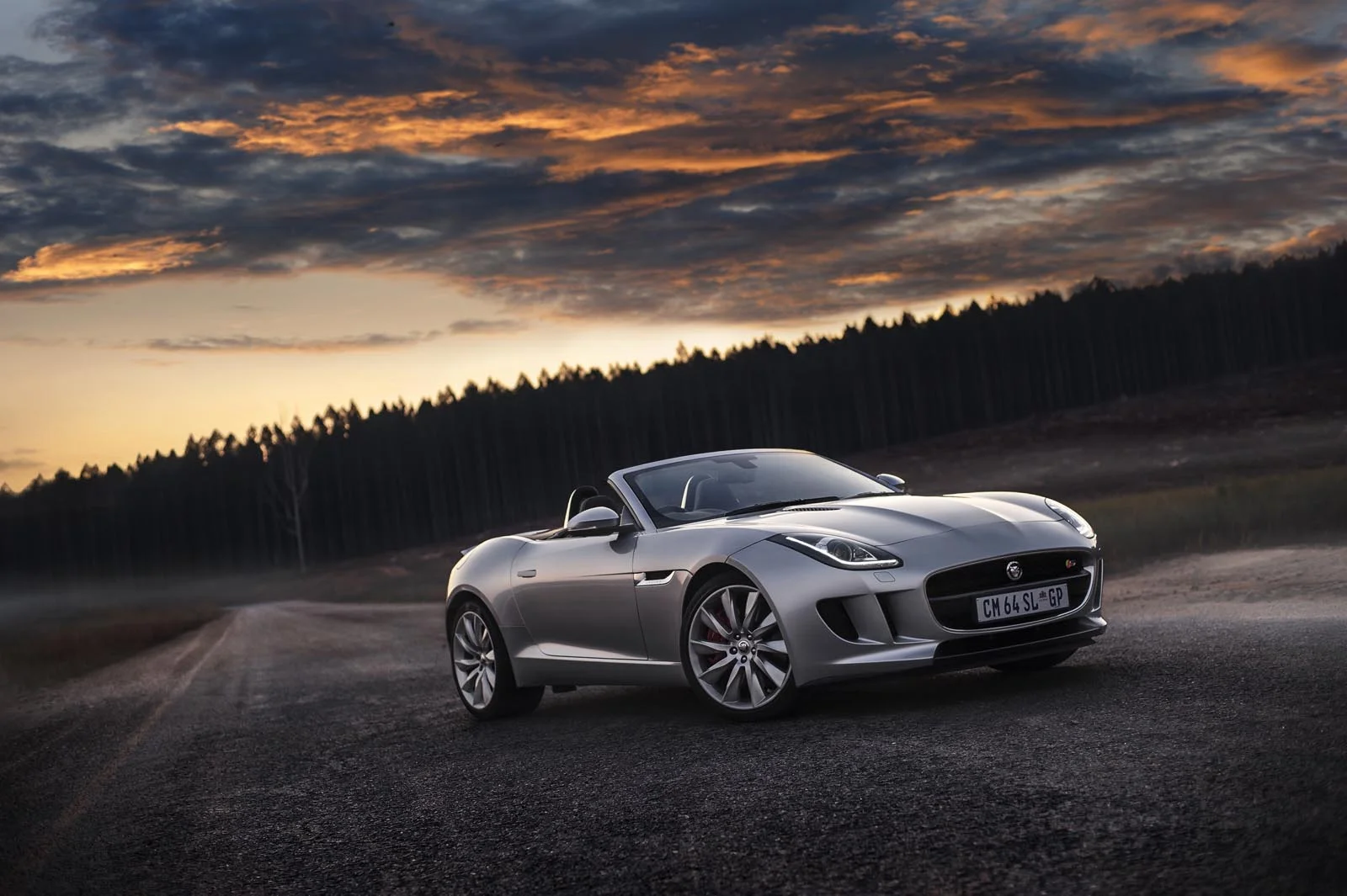 Jaguar_Land_Rover_004.jpg