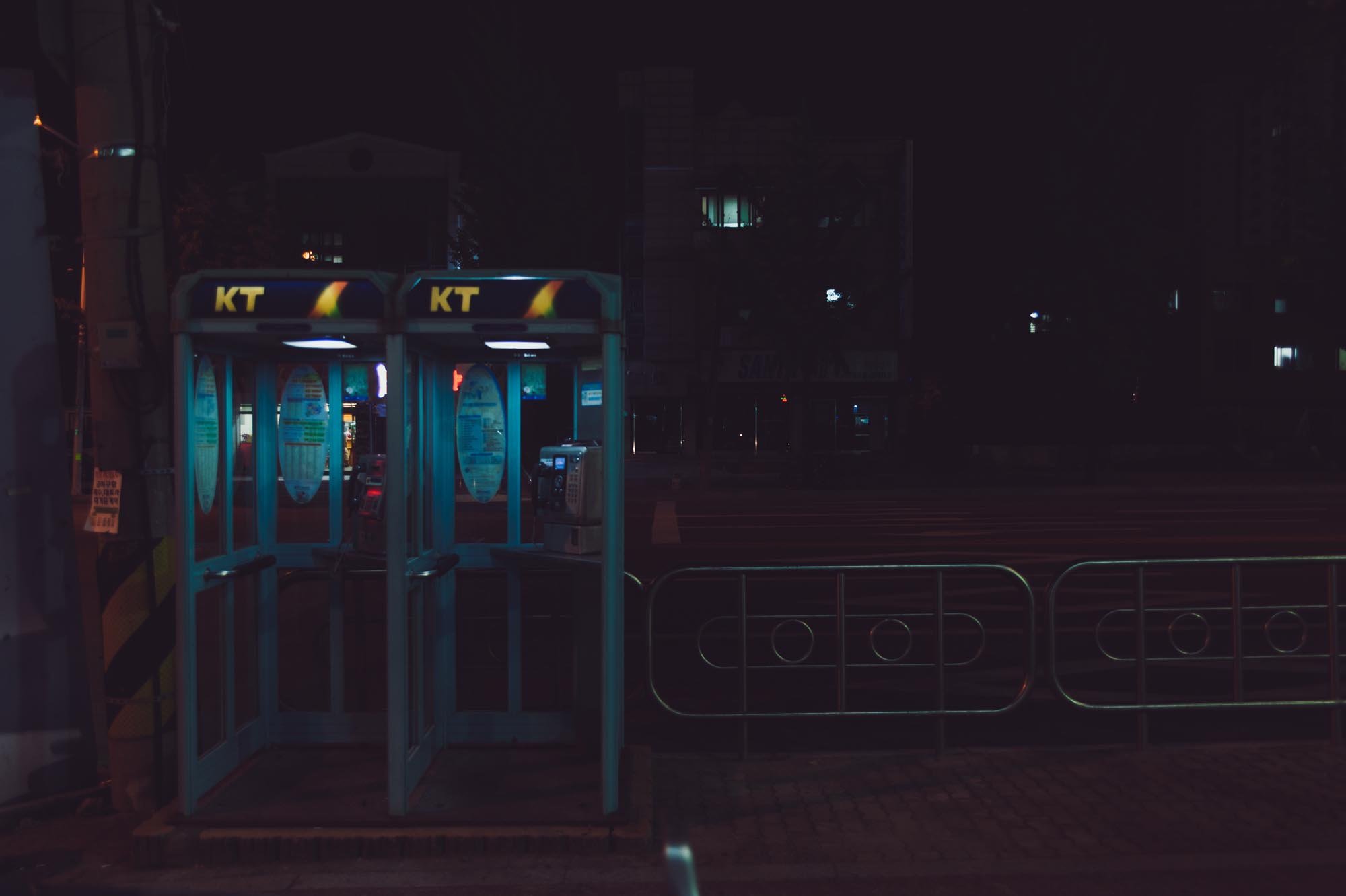 OHP_Setsof10_Phonebooths_001.jpg