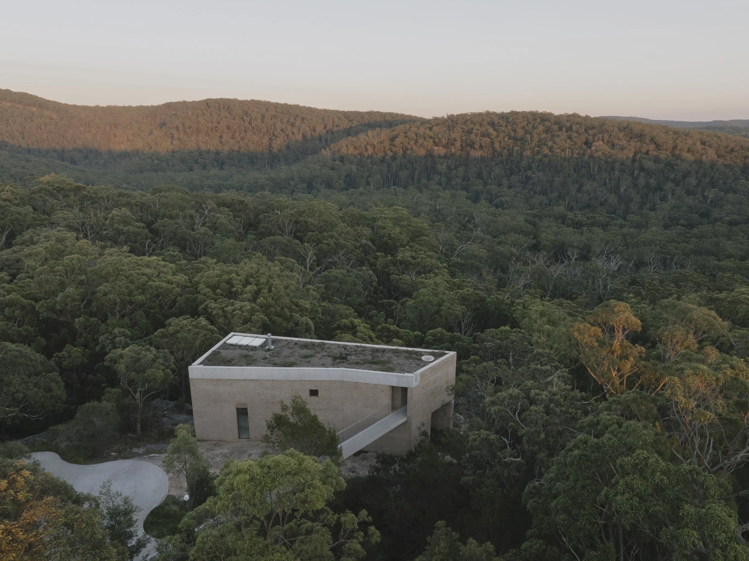 architect designed House in australian bush setting
