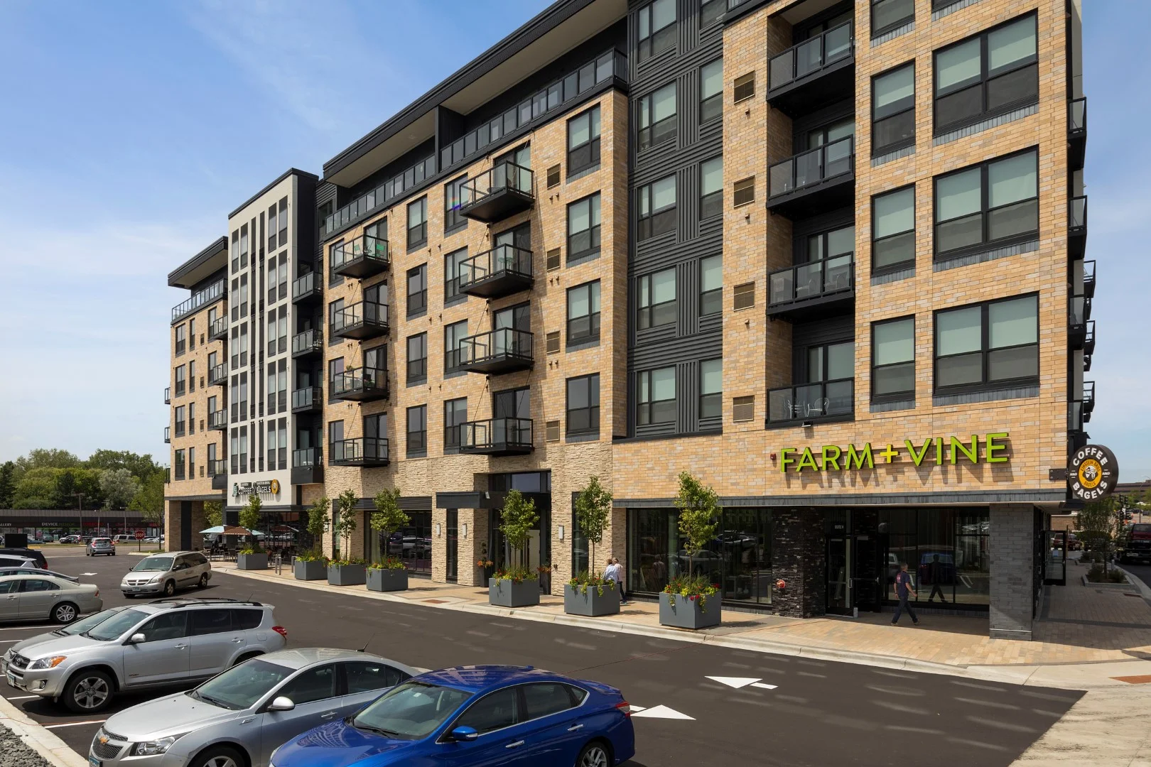 Residences of 1700_Minnetonka_MN_exterior2.jpg