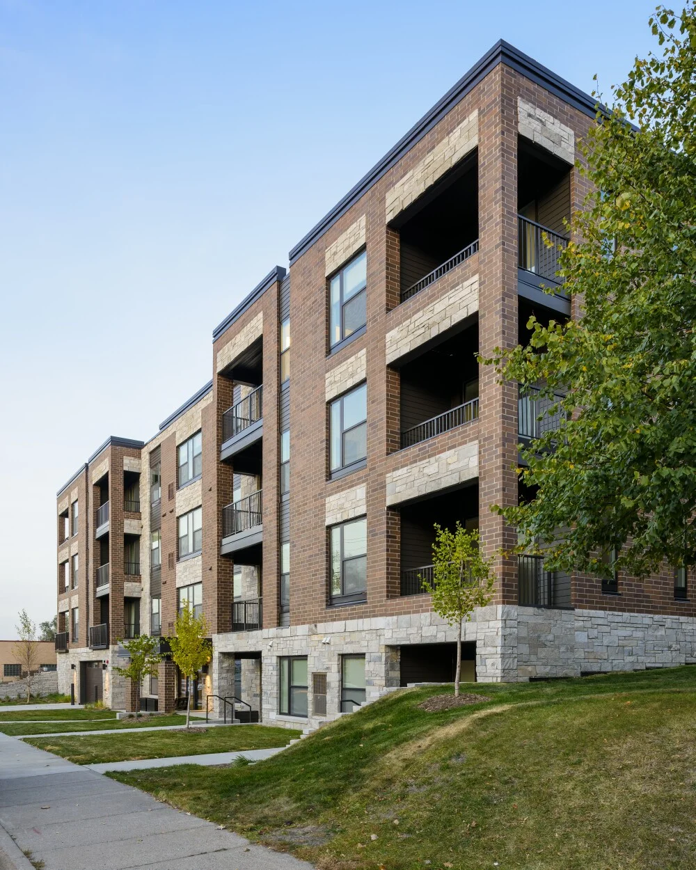 Elements-of-Linden-Hills-Apartment-Minneapolis-Minnesota-Exterior (resized).jpg