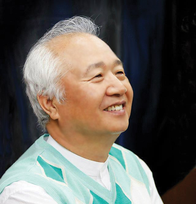 Ilchi-Lee_About-the-Author-edited-cropped.jpg