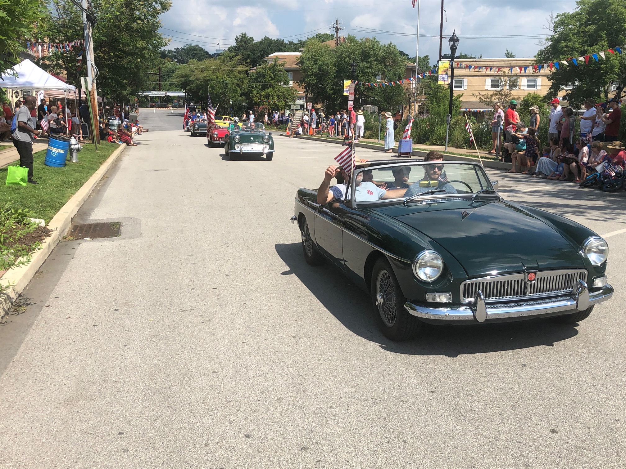  British car parade in Swarthmore 