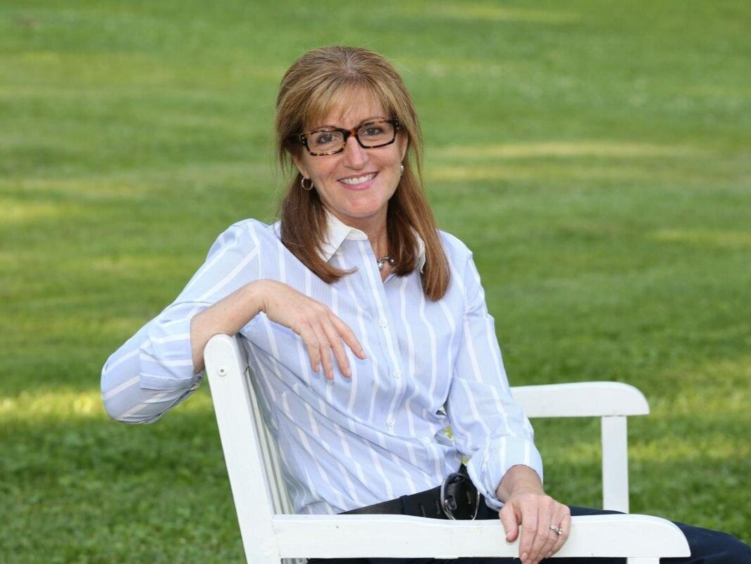 Elaine Schaefer (D)
