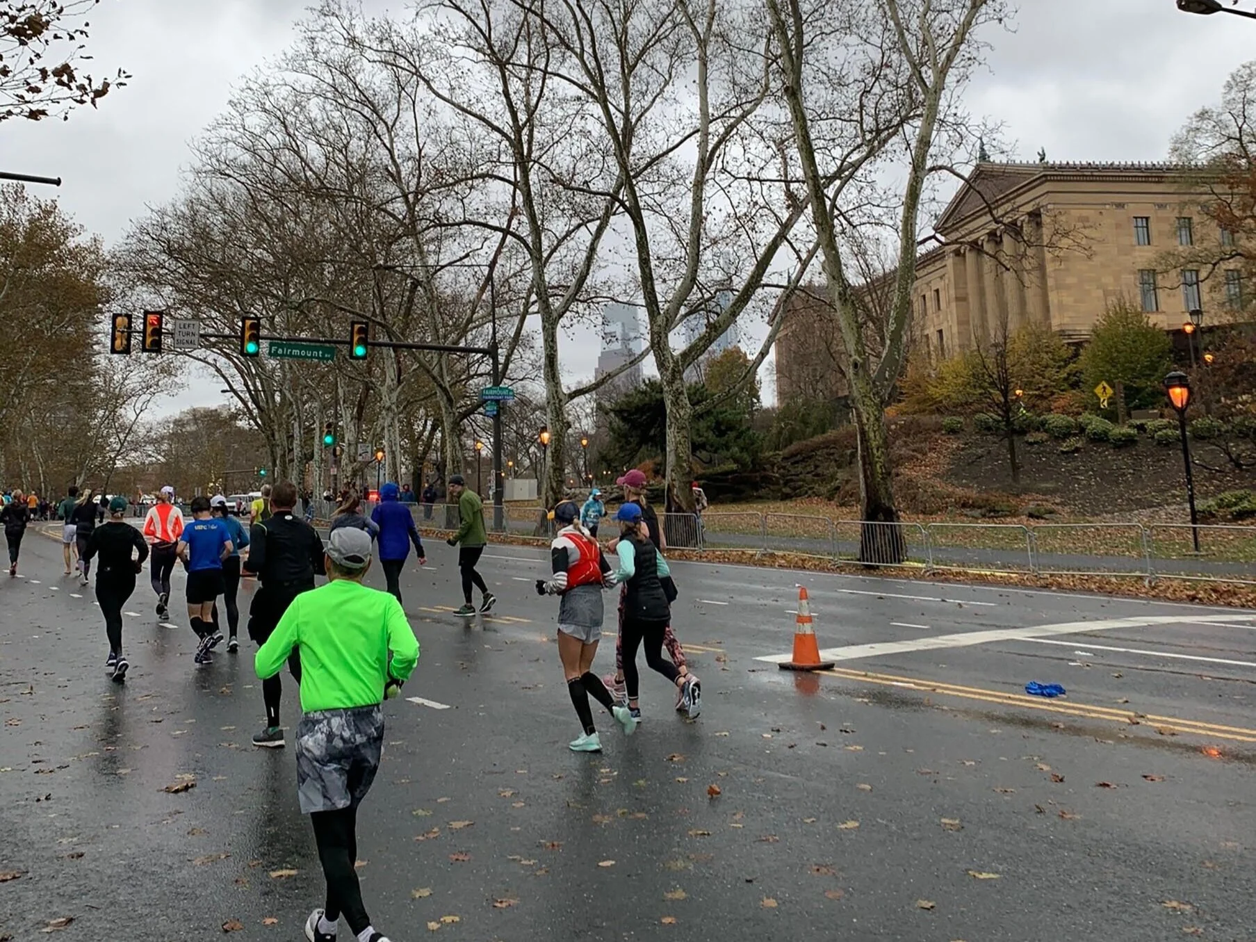 63 Swarthmoreans Participate in Philadelphia Marathon Weekend