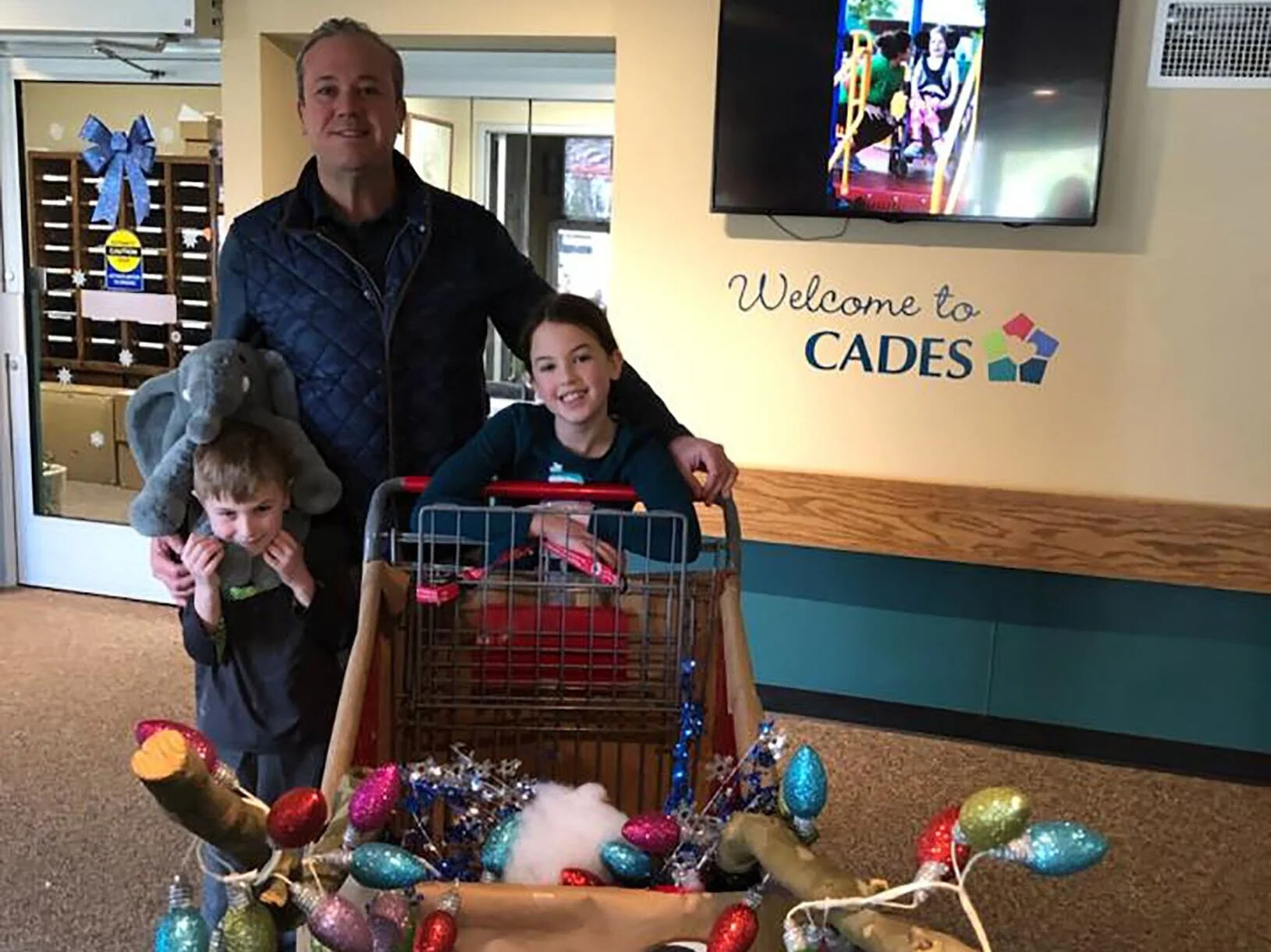 Wallingford Family Makes Spirits Bright at CADES