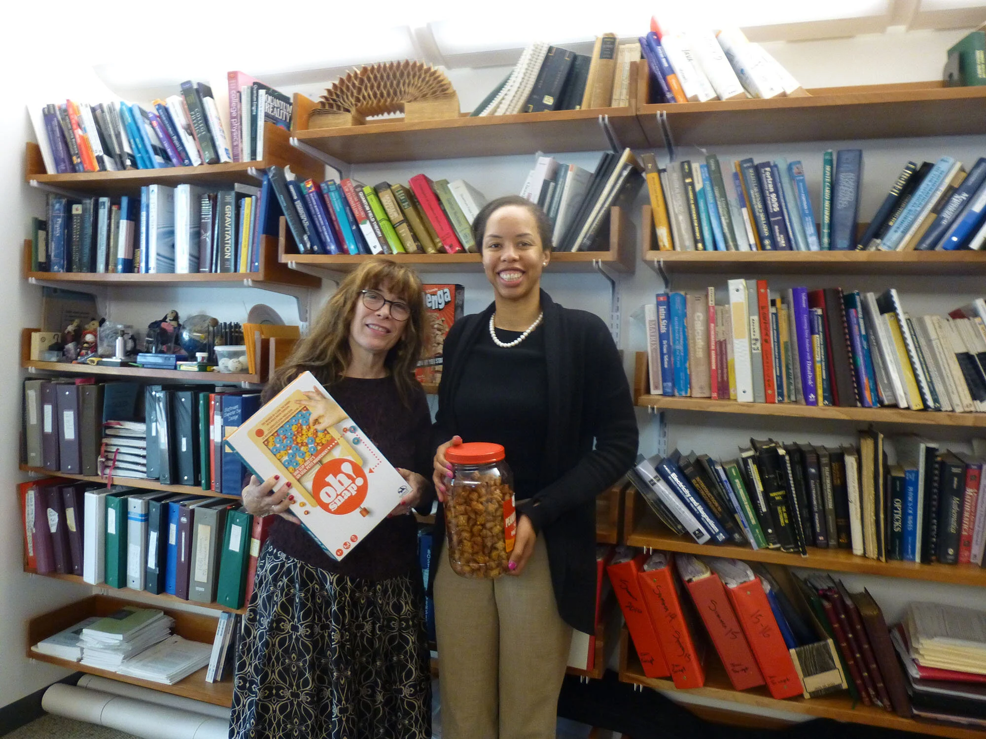 The Physics of Everyday Things: Two Swarthmore College Scientists Awarded NSF Grant