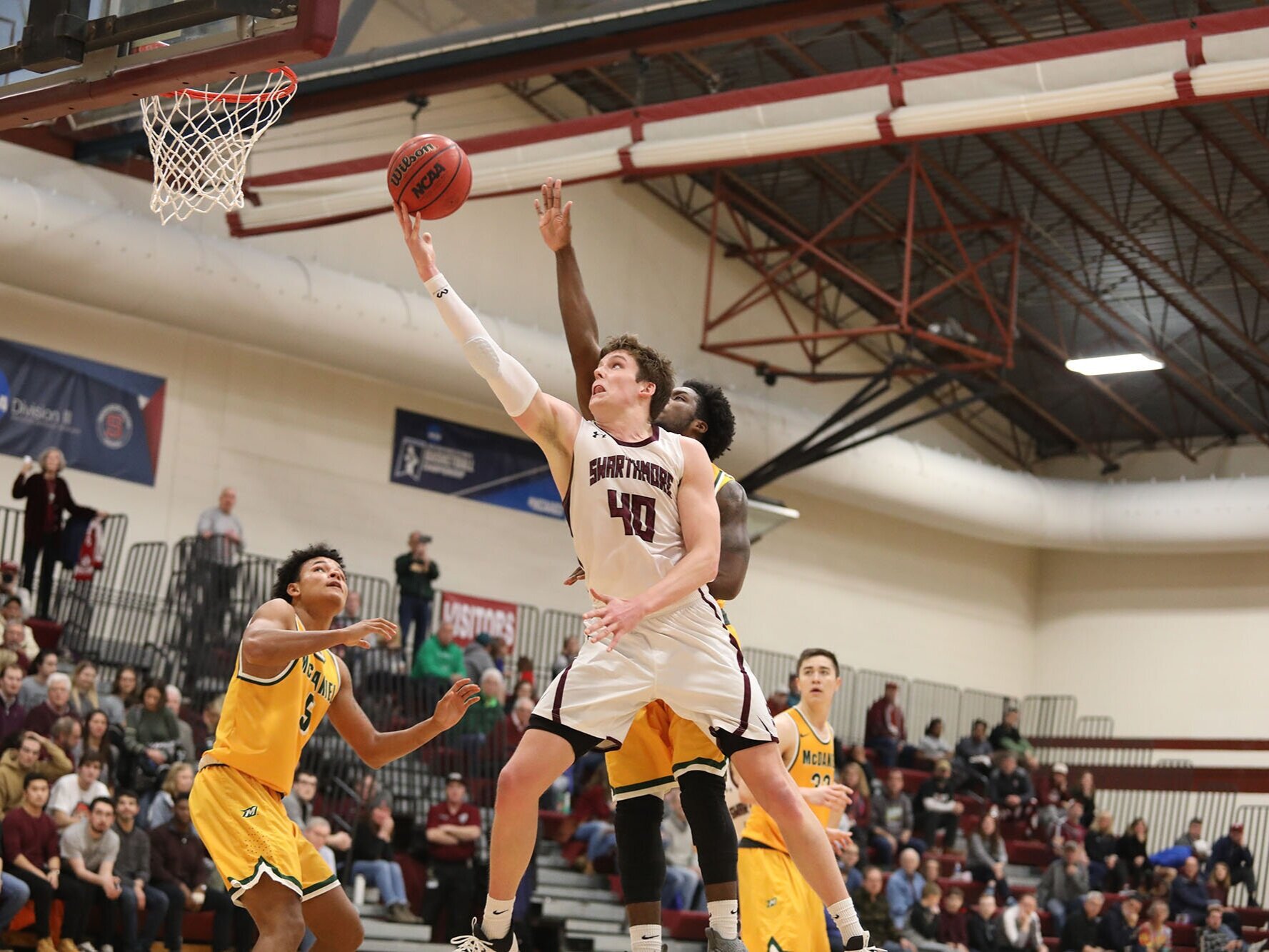 Swarthmore Men's B-ball Streak Continues