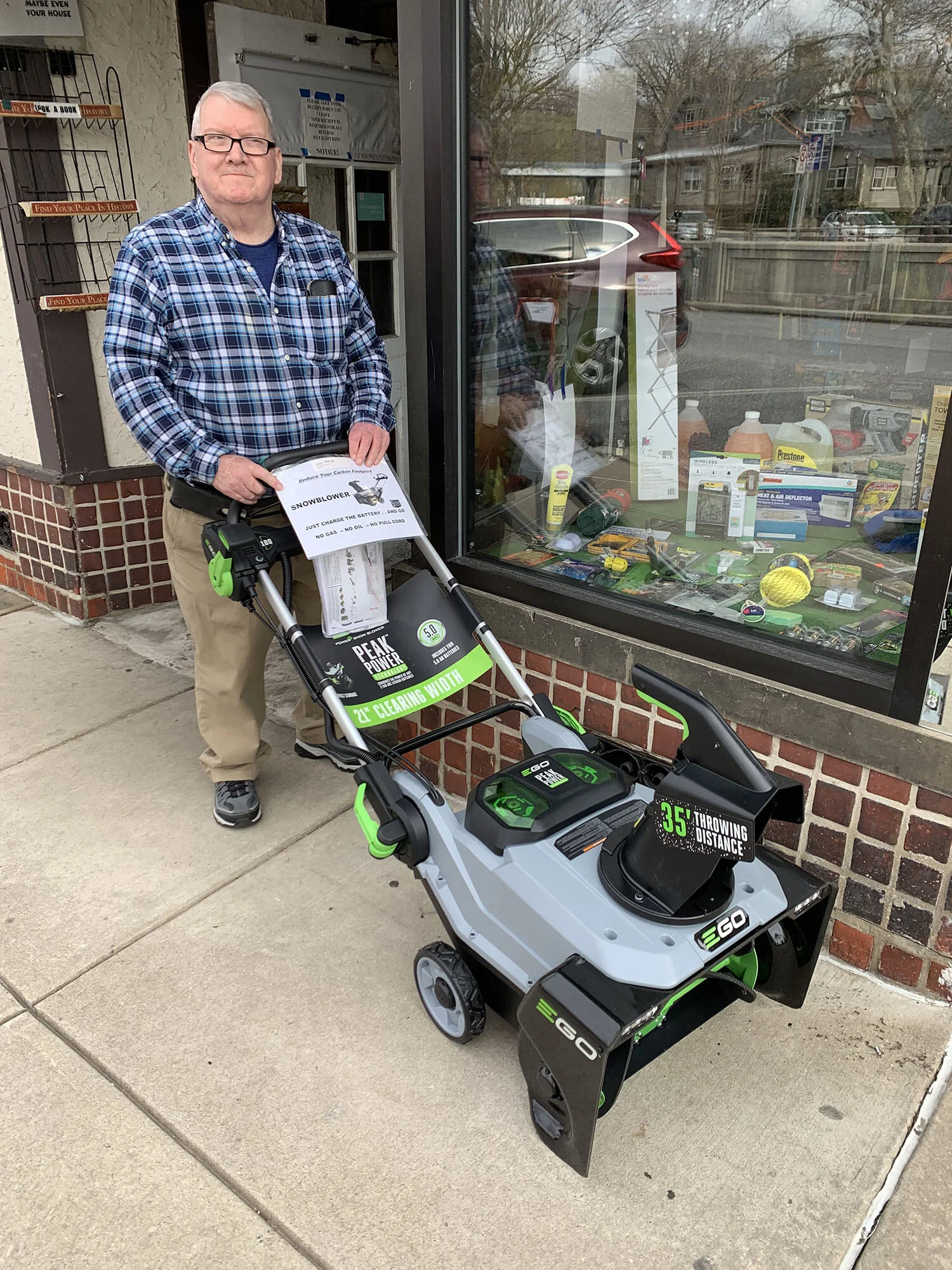 Charlie’s hardware: grass seed, umbrellas, and everything else you need