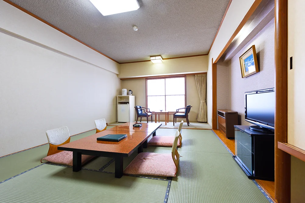 room-2.jpg