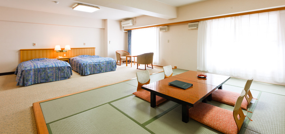 room_kosumos01.jpg