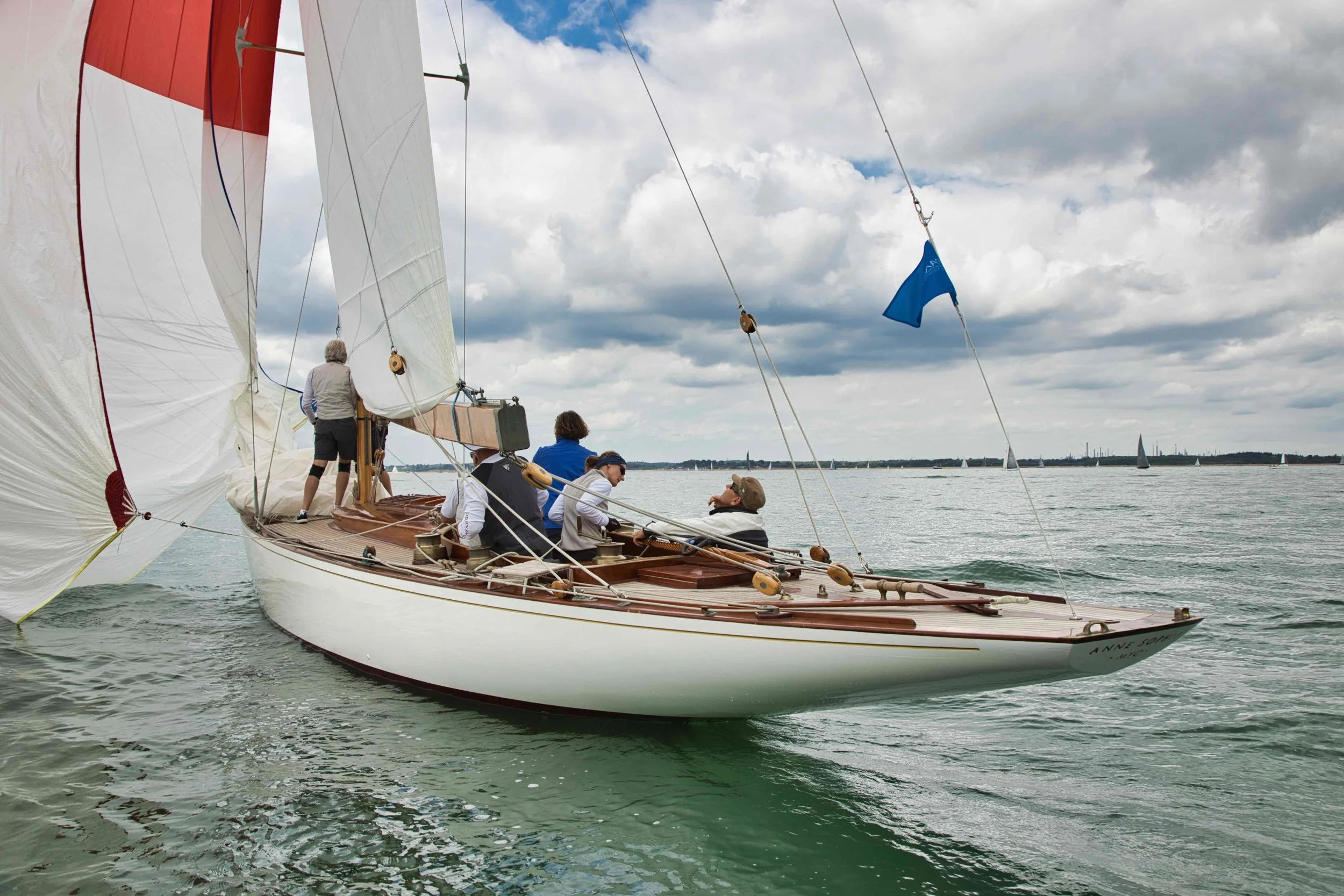8 Metre Anne Sophie
