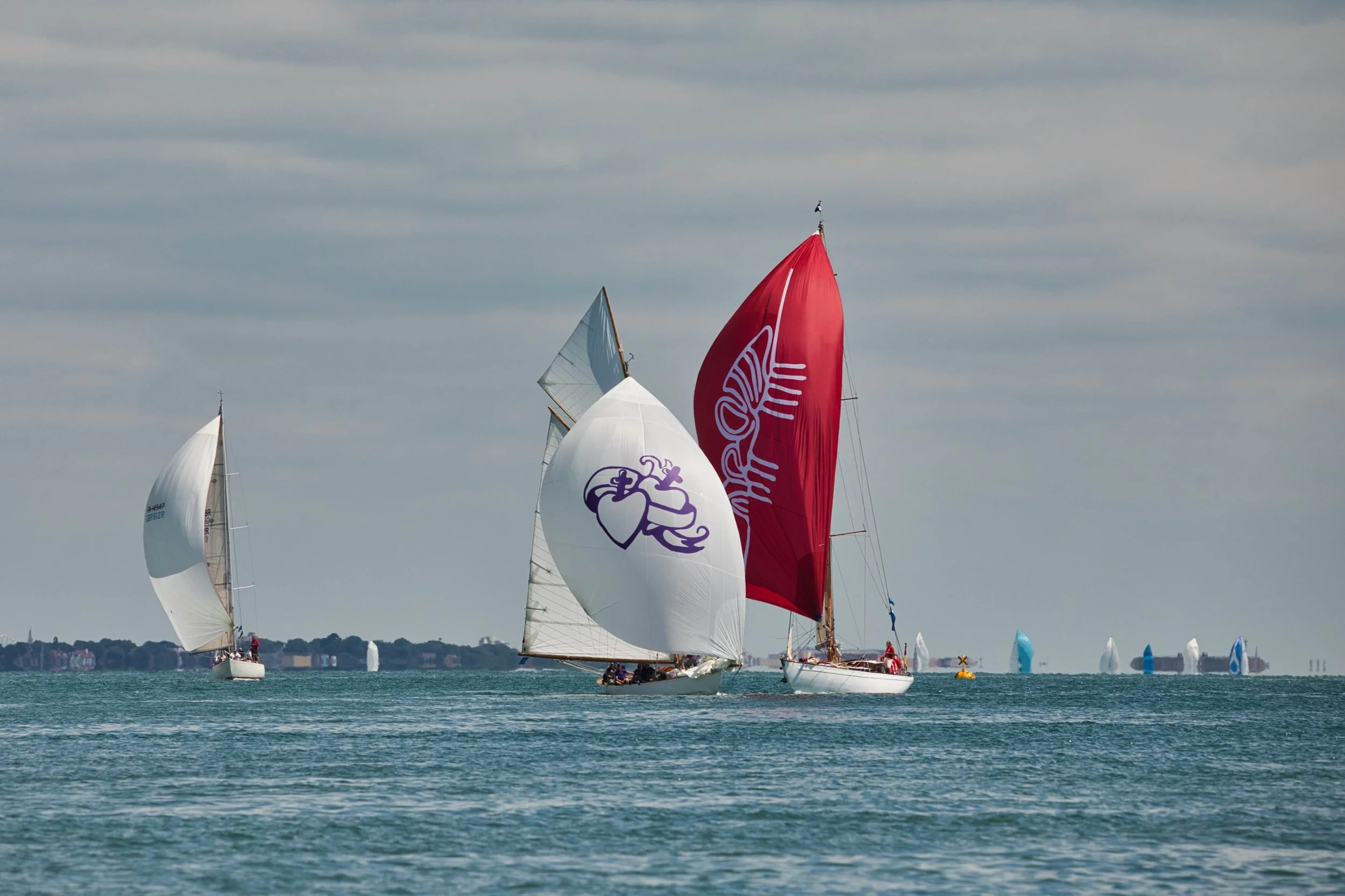 Fife Gaff Cutter Viola keeping pace with Laurent Giles 7/8 Sloop Cetewayo