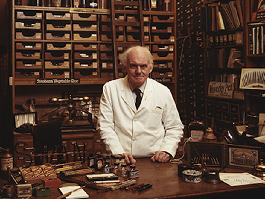 mr_poole_shop.png